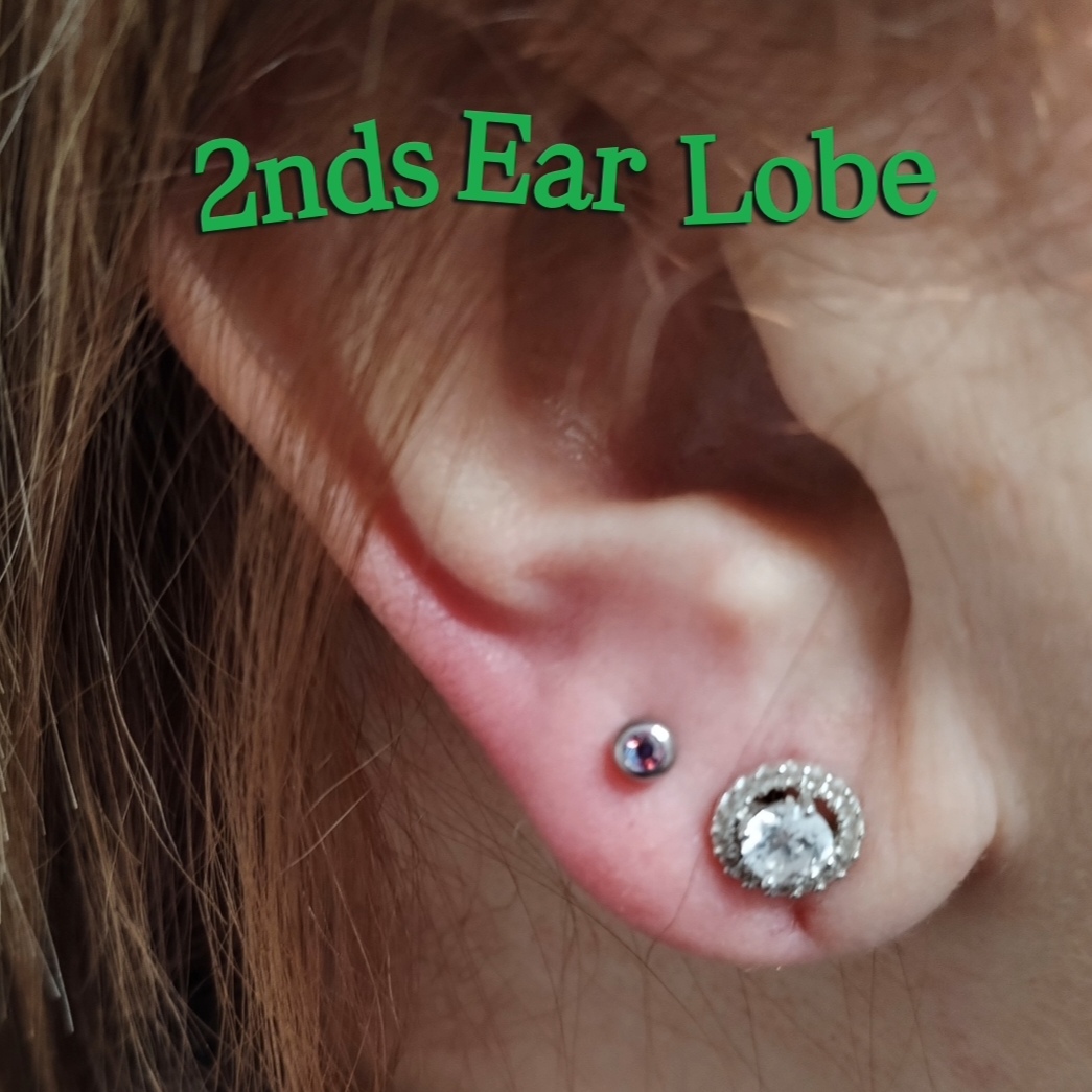 IRIS OLIVIA BODY PIERCING's image