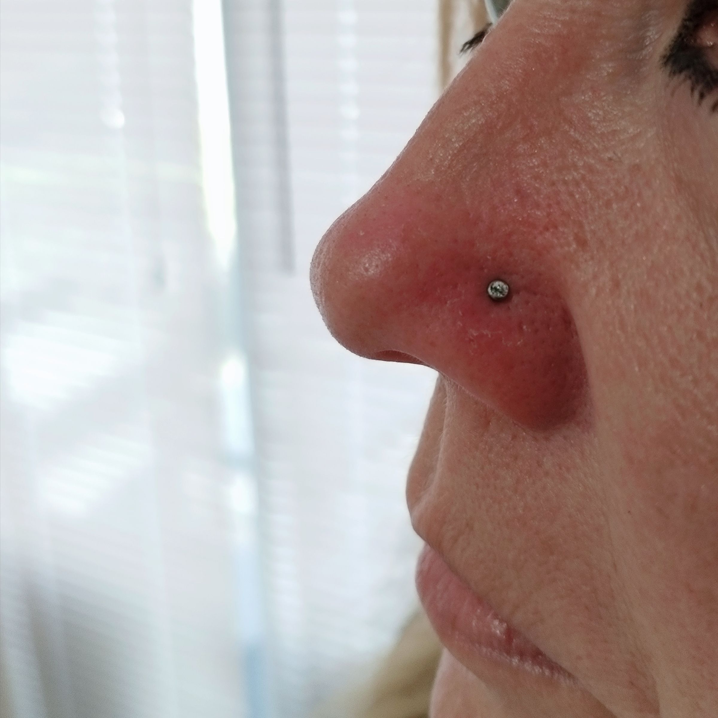 IRIS OLIVIA BODY PIERCING's image