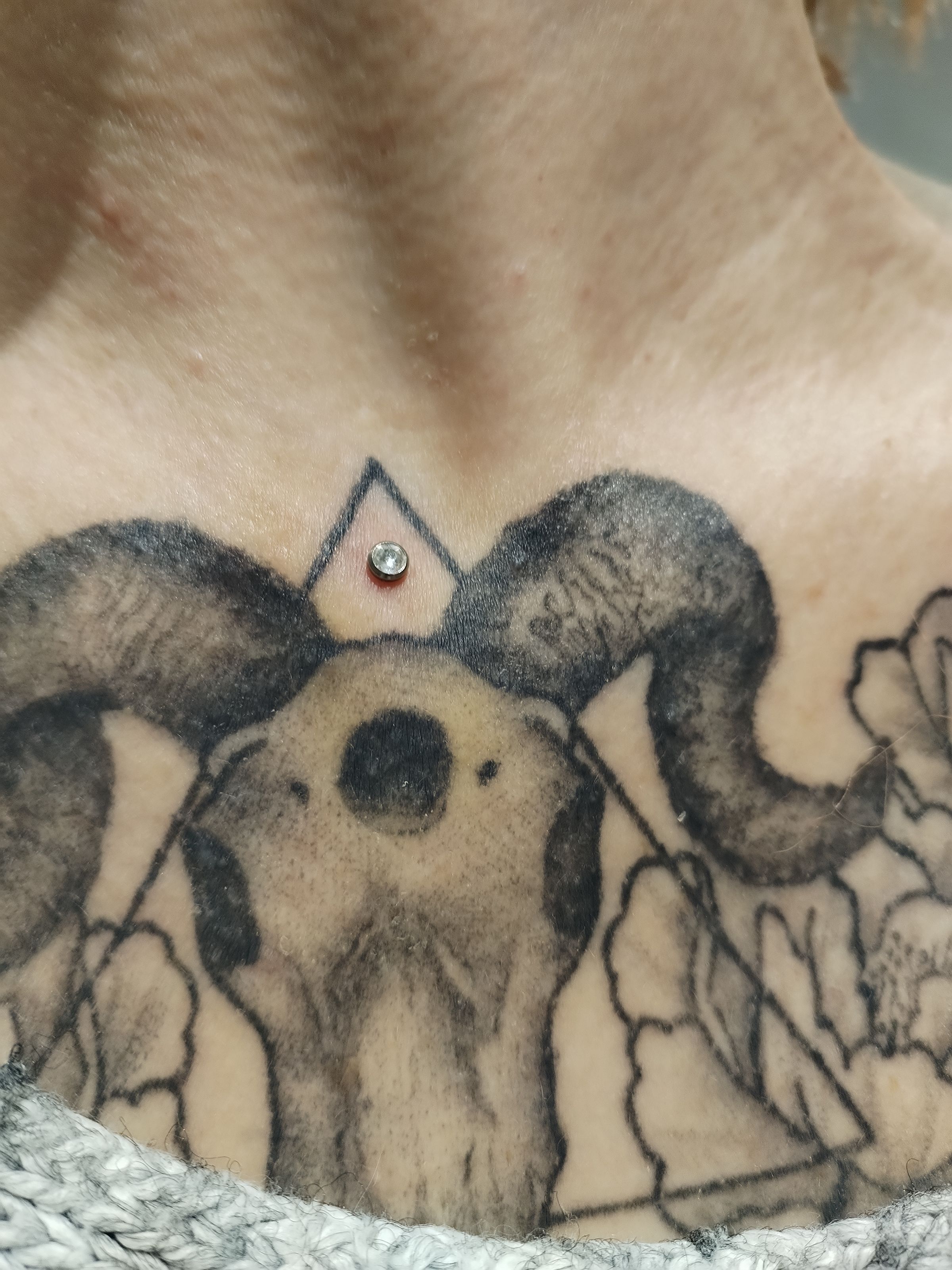 IRIS OLIVIA BODY PIERCING & FACIAL AESTHETICS's image