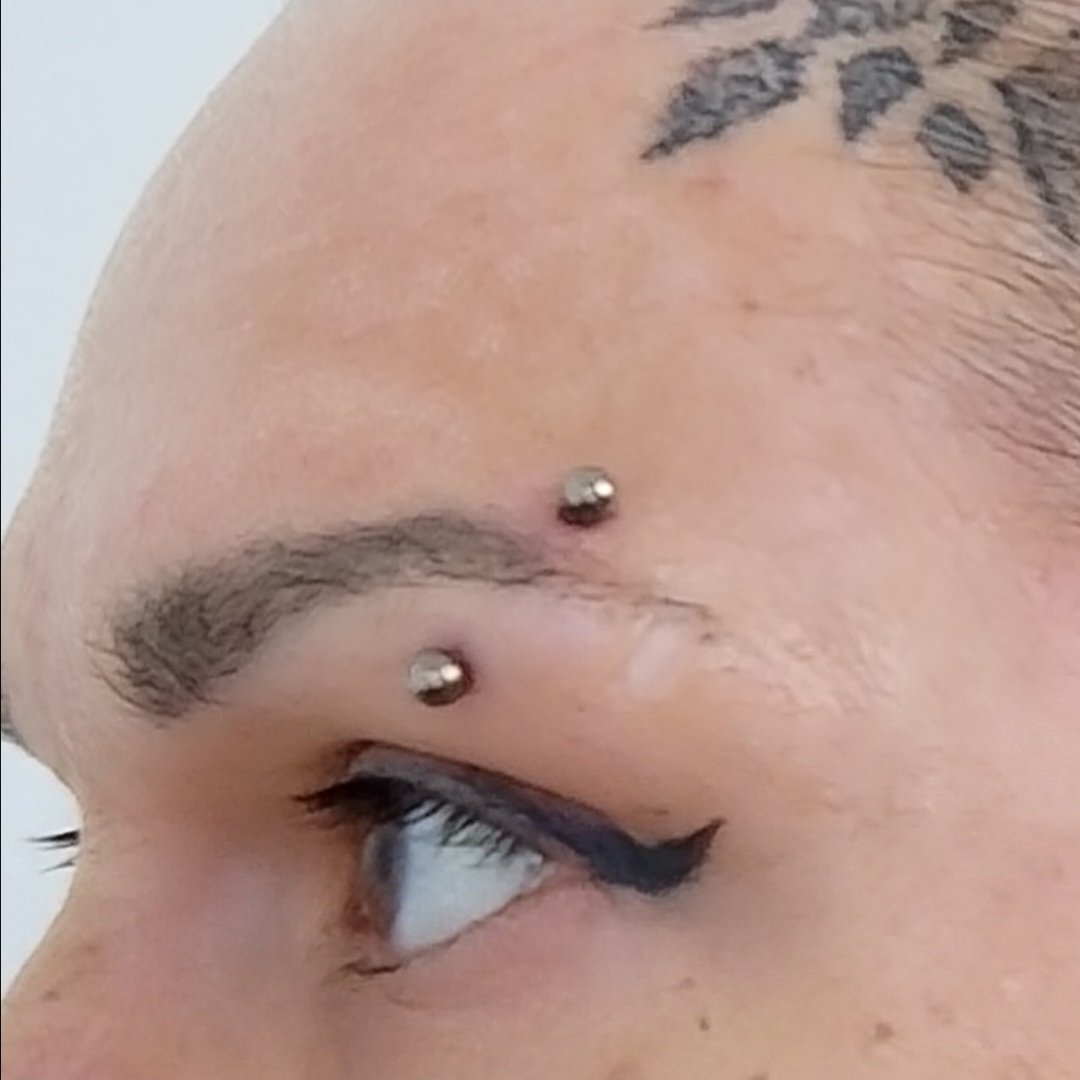 IRIS OLIVIA BODY PIERCING & FACIAL AESTHETICS's image