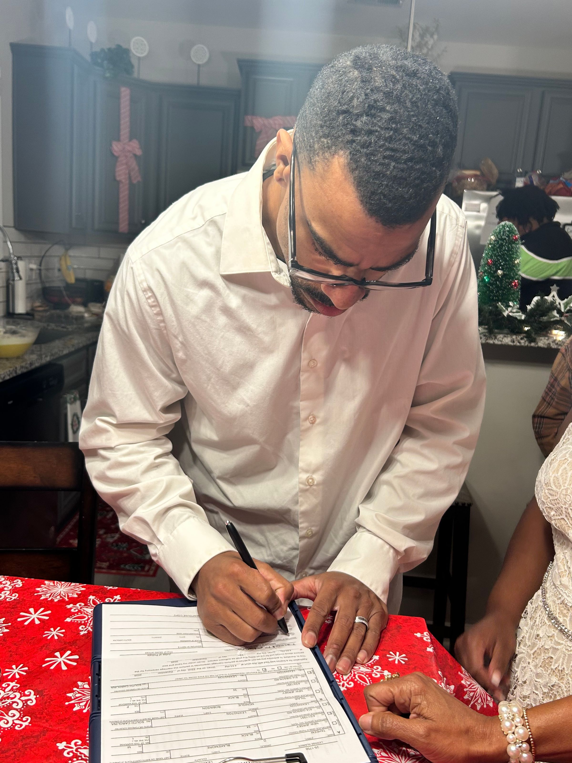 LOGAN NOTARY SERVICES LLC's image