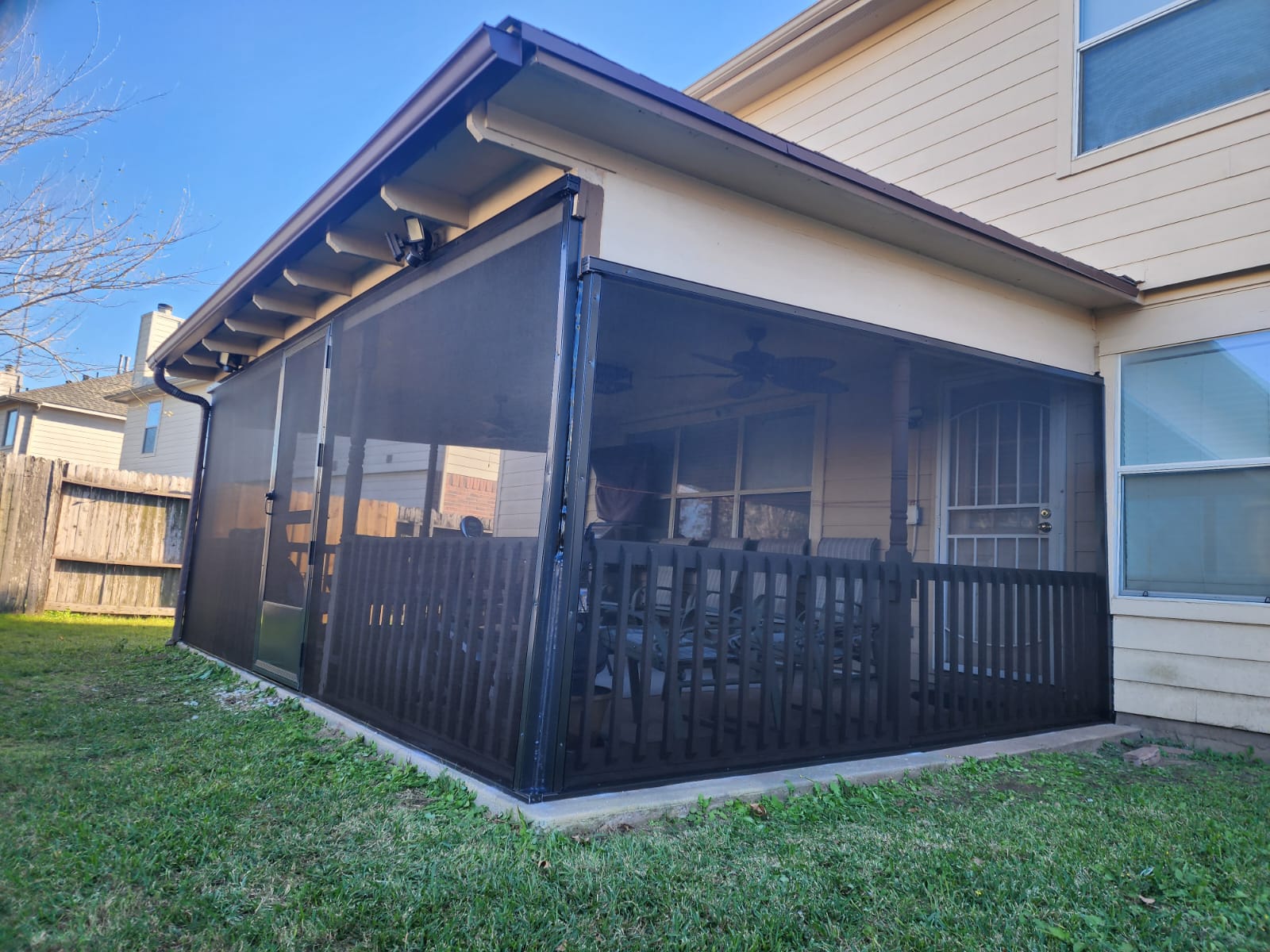 JR Solar Screens's image