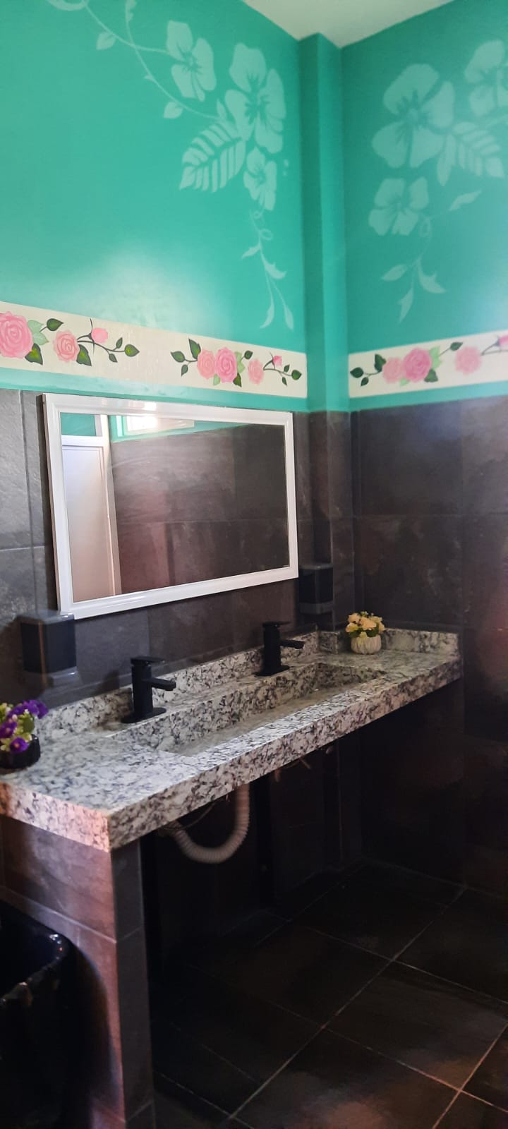 Baño de Mujeres