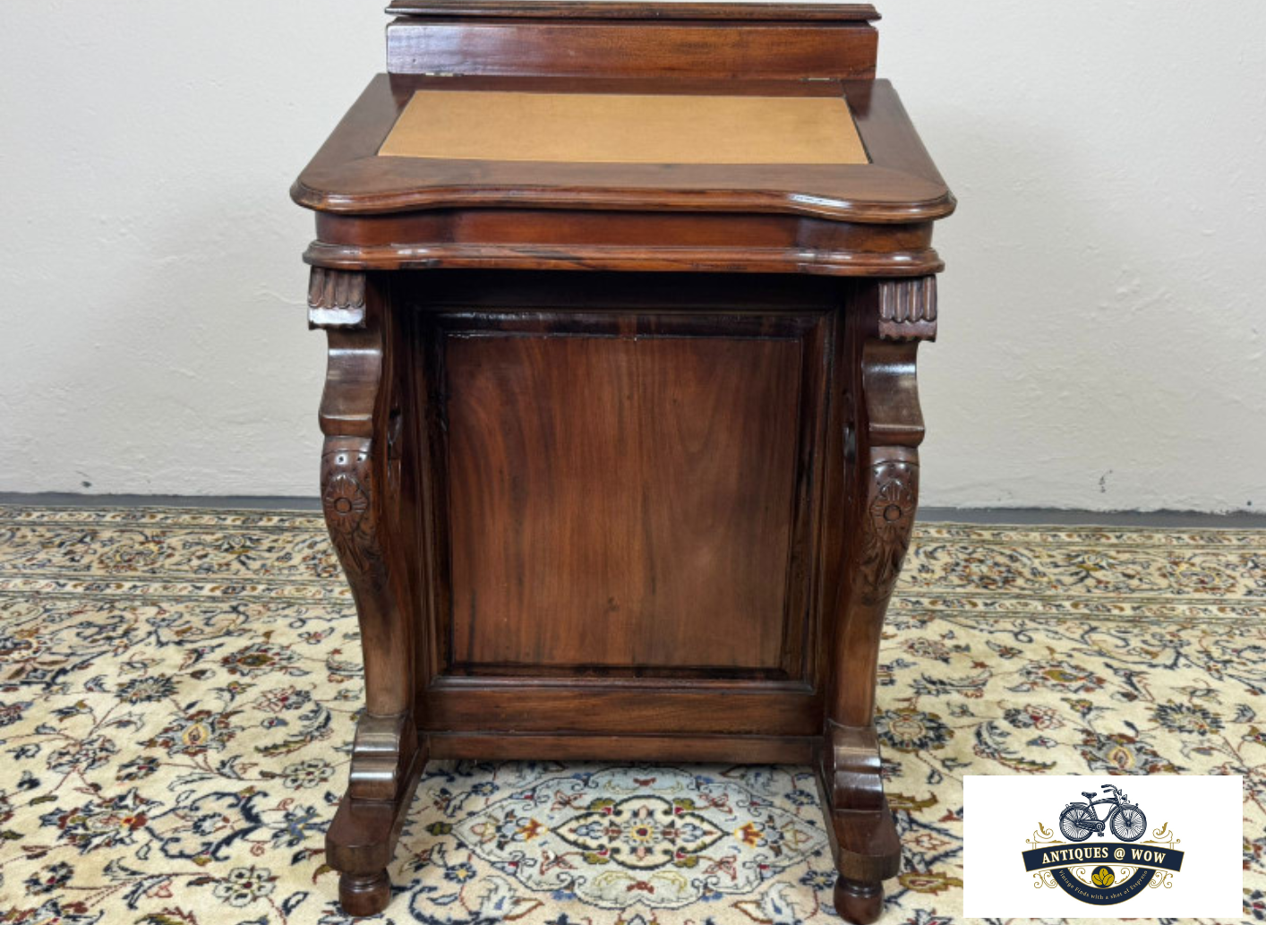 Antiques @ WOW's image