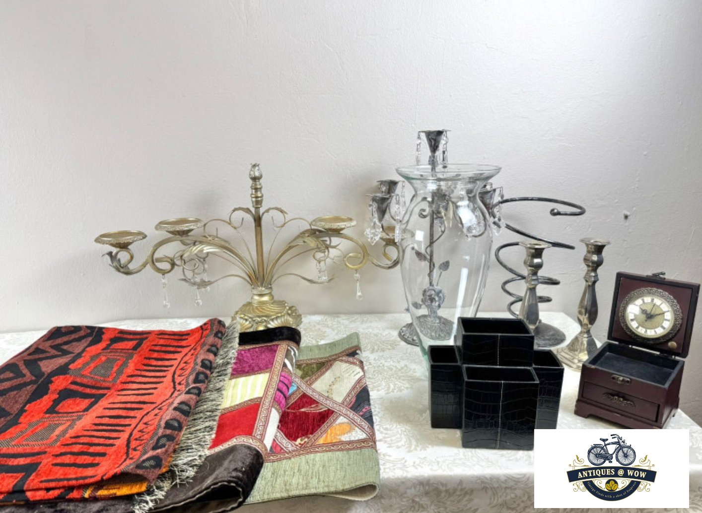 Antiques @ WOW's image