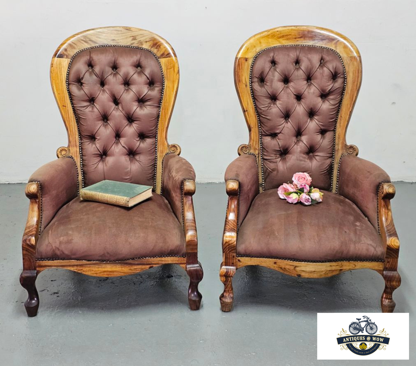 Antiques @ WOW's image