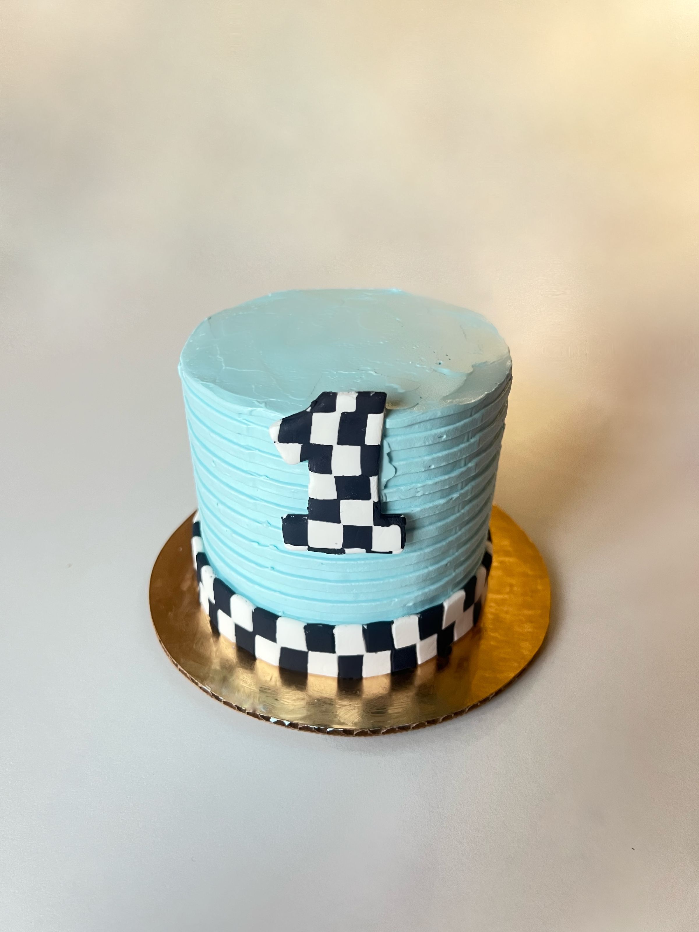 Teeny Weeny- 4 inch 2 layer (smash cake size)