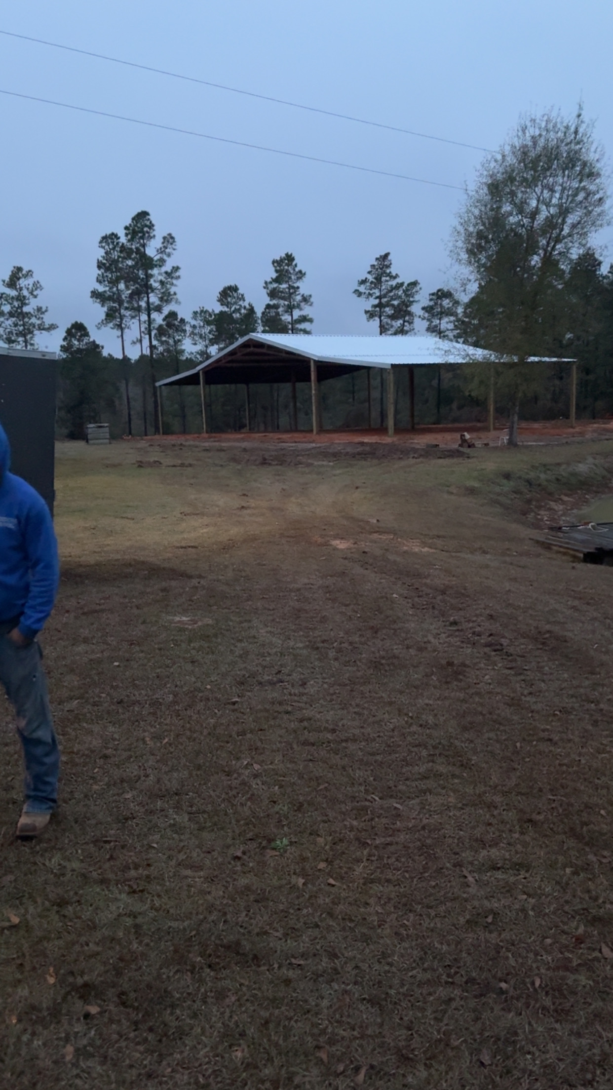 40x50 pole barn with 2-20ft lean to's