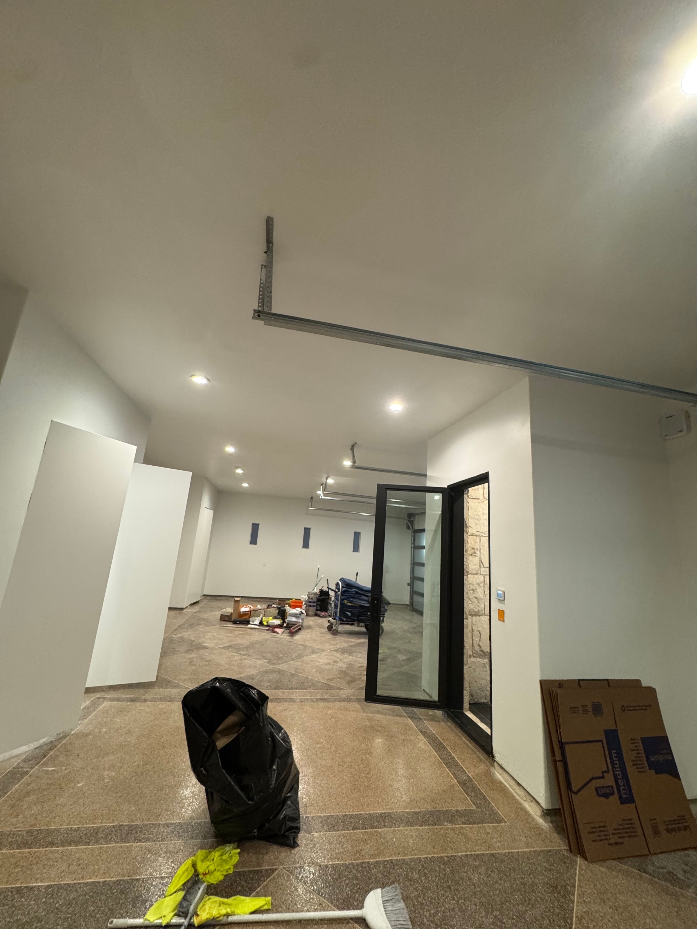 PAINTING CONTRACTOR R/A SERVICES's image