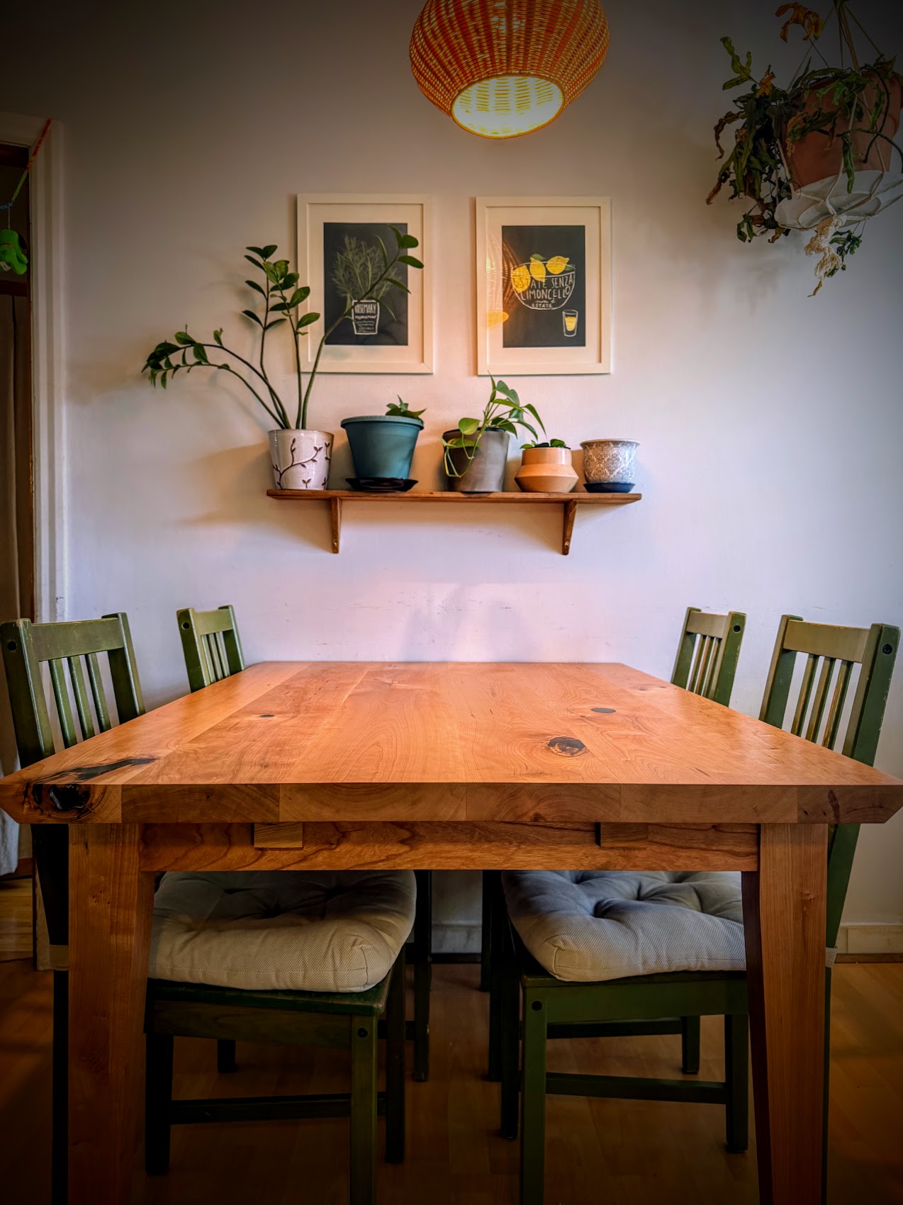Table de salle à manger en cerisier massif