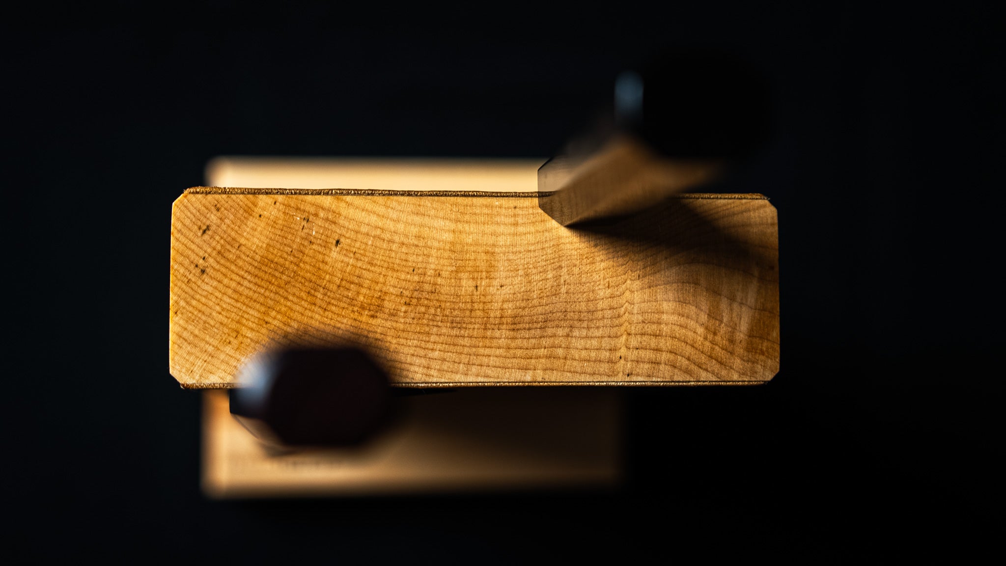 Bloc magnétique pour couteaux de cuisine