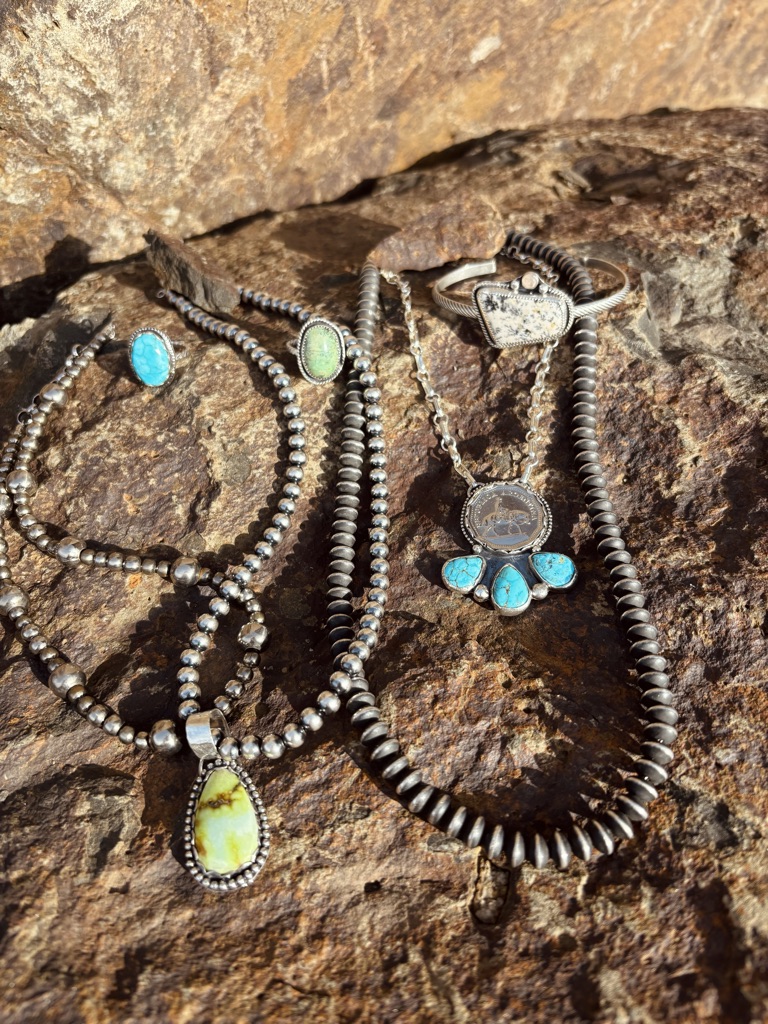 Savage Couture Savagecoutureco.com's image