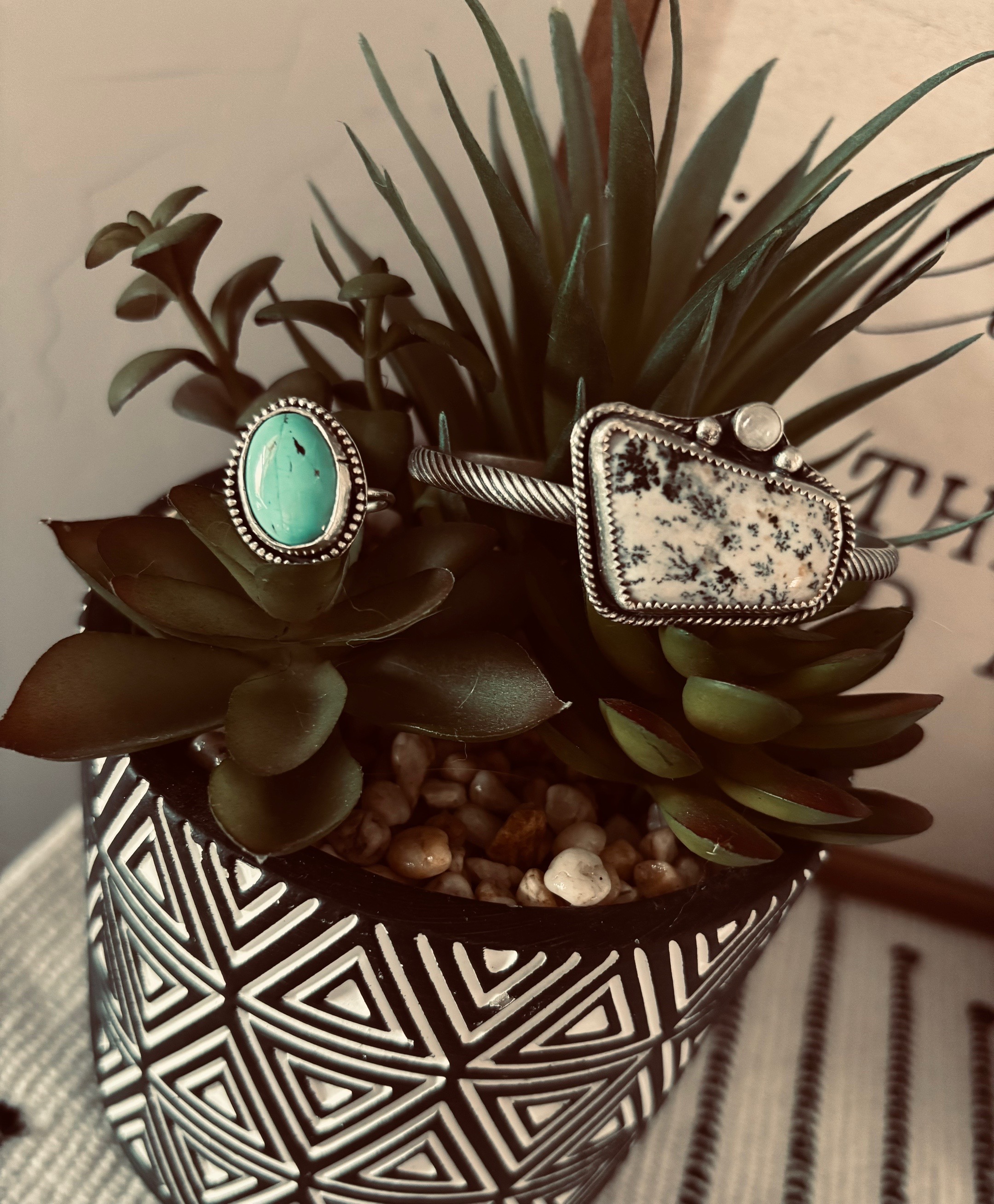 Savage Couture Savagecoutureco.com's image