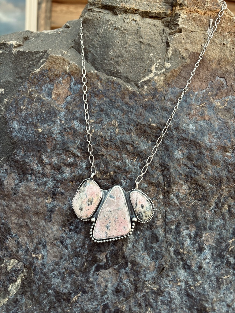 Savage Couture Savagecoutureco.com's image