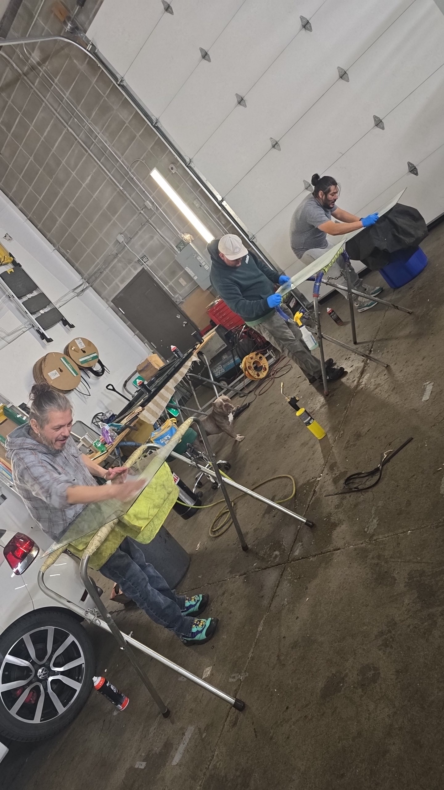 Master glass and tint Company's image