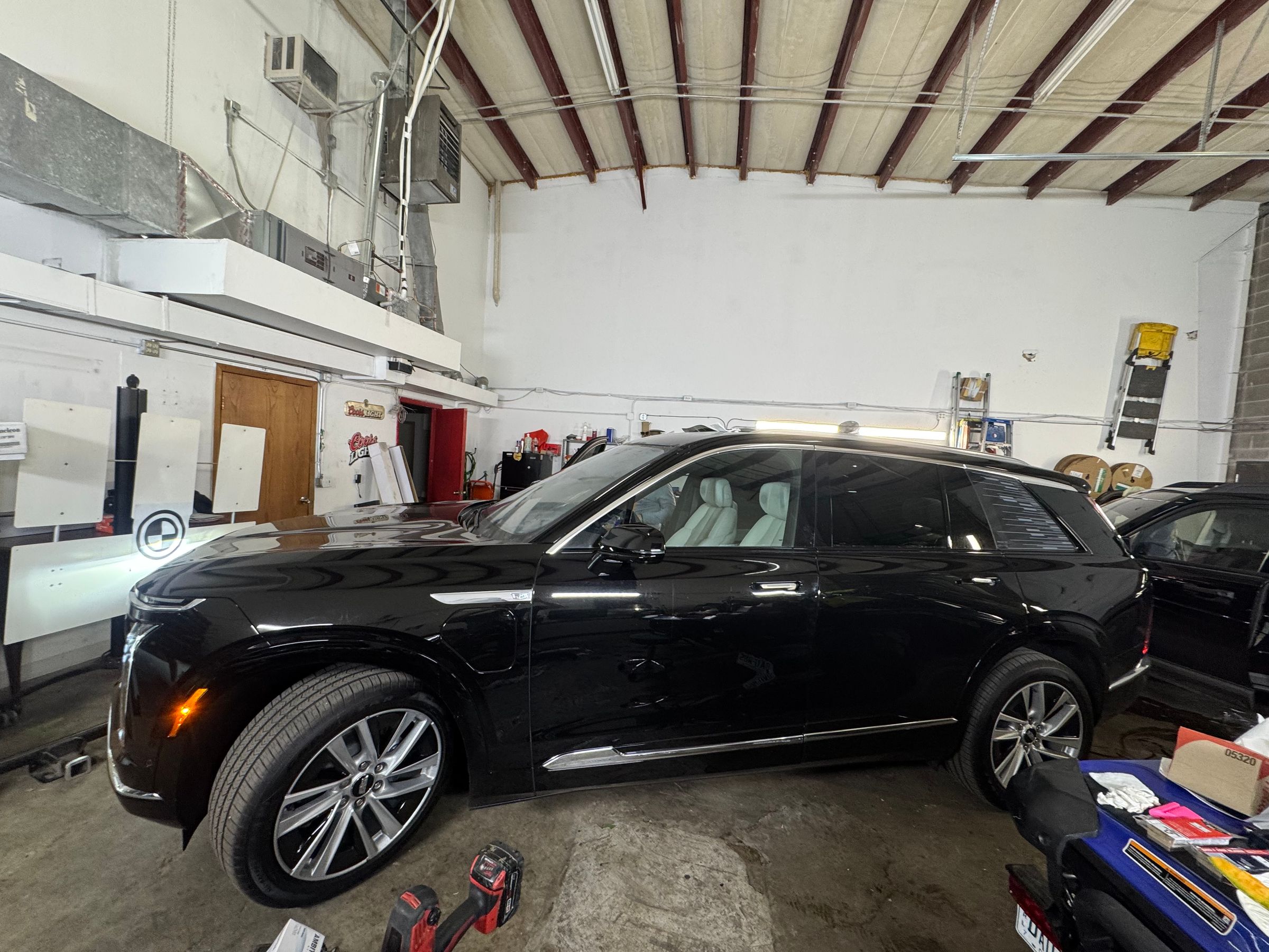 Master glass and tint Company's image