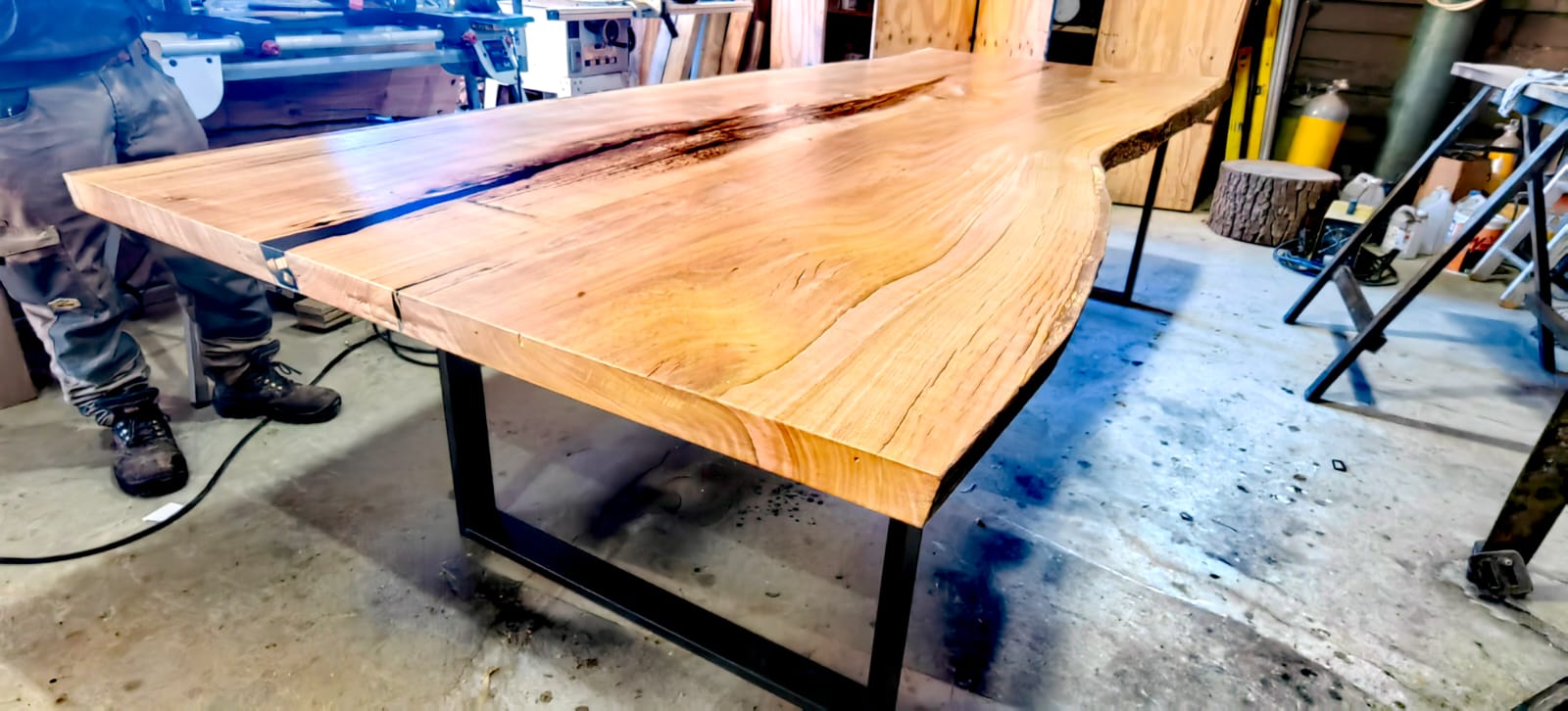 TREE & TIMBER CO.'s image