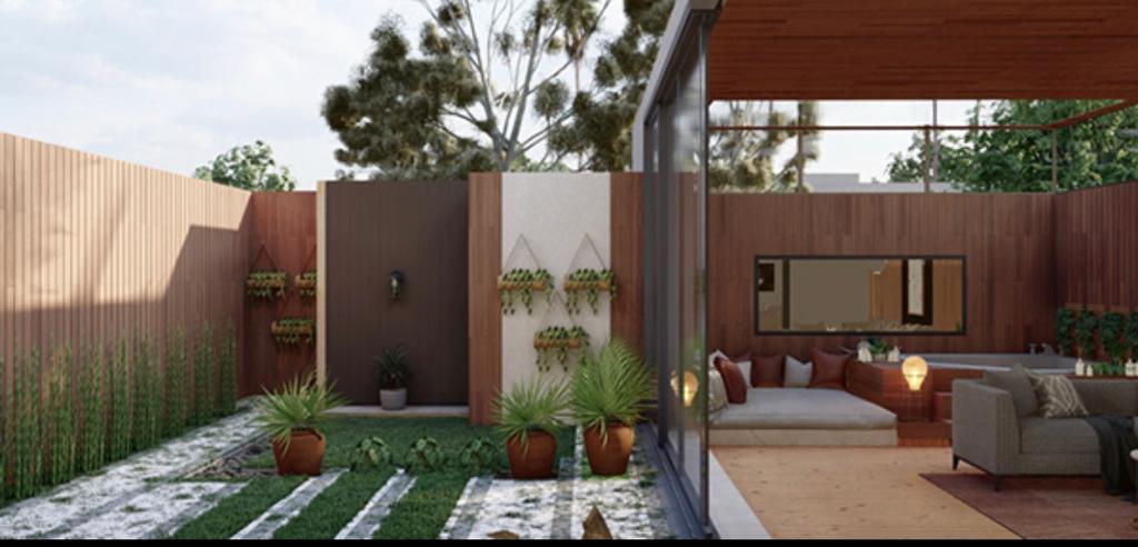 NOURA BRIGHT's image