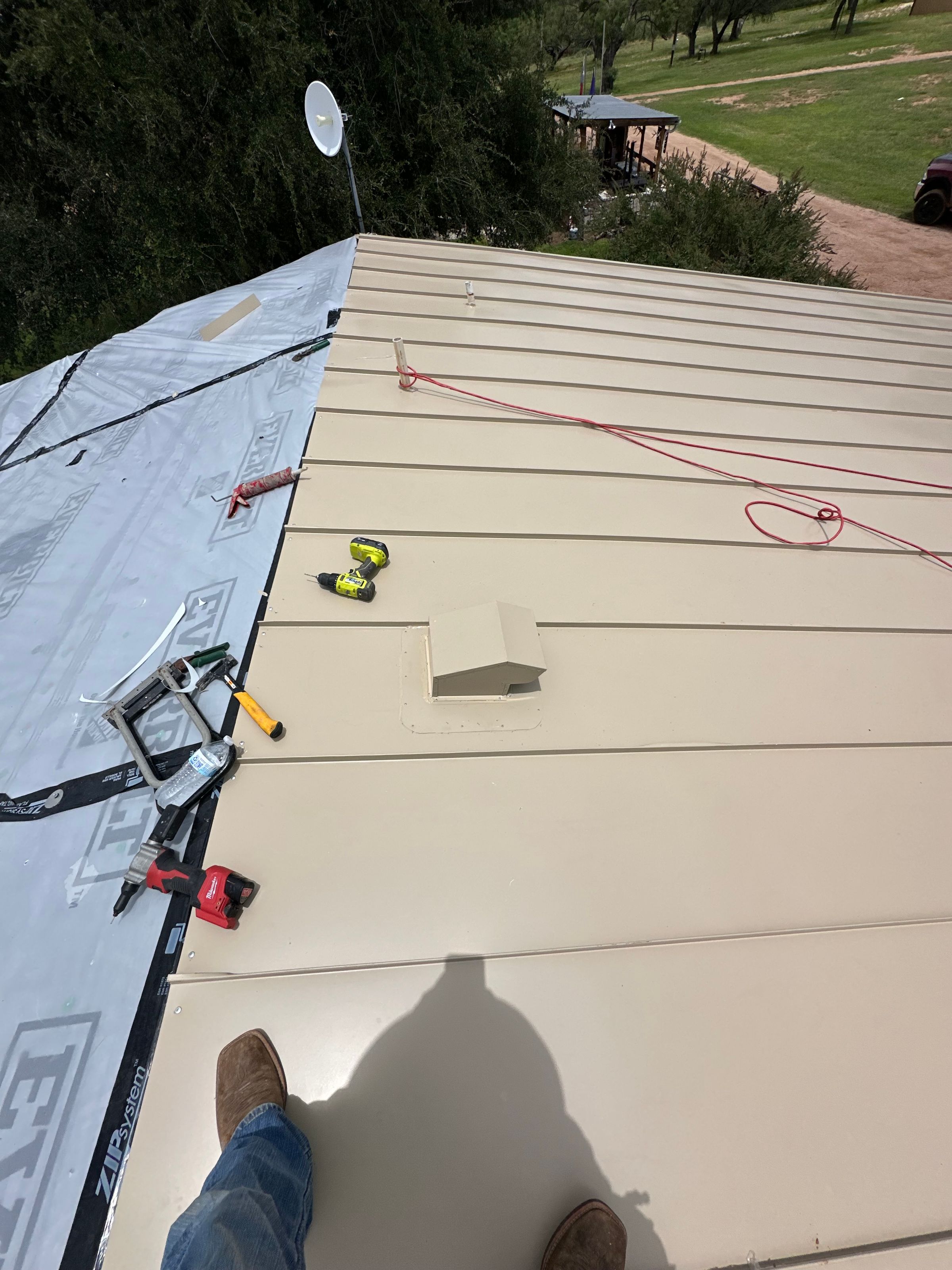 Dedicated Roofing & Remodeling's image