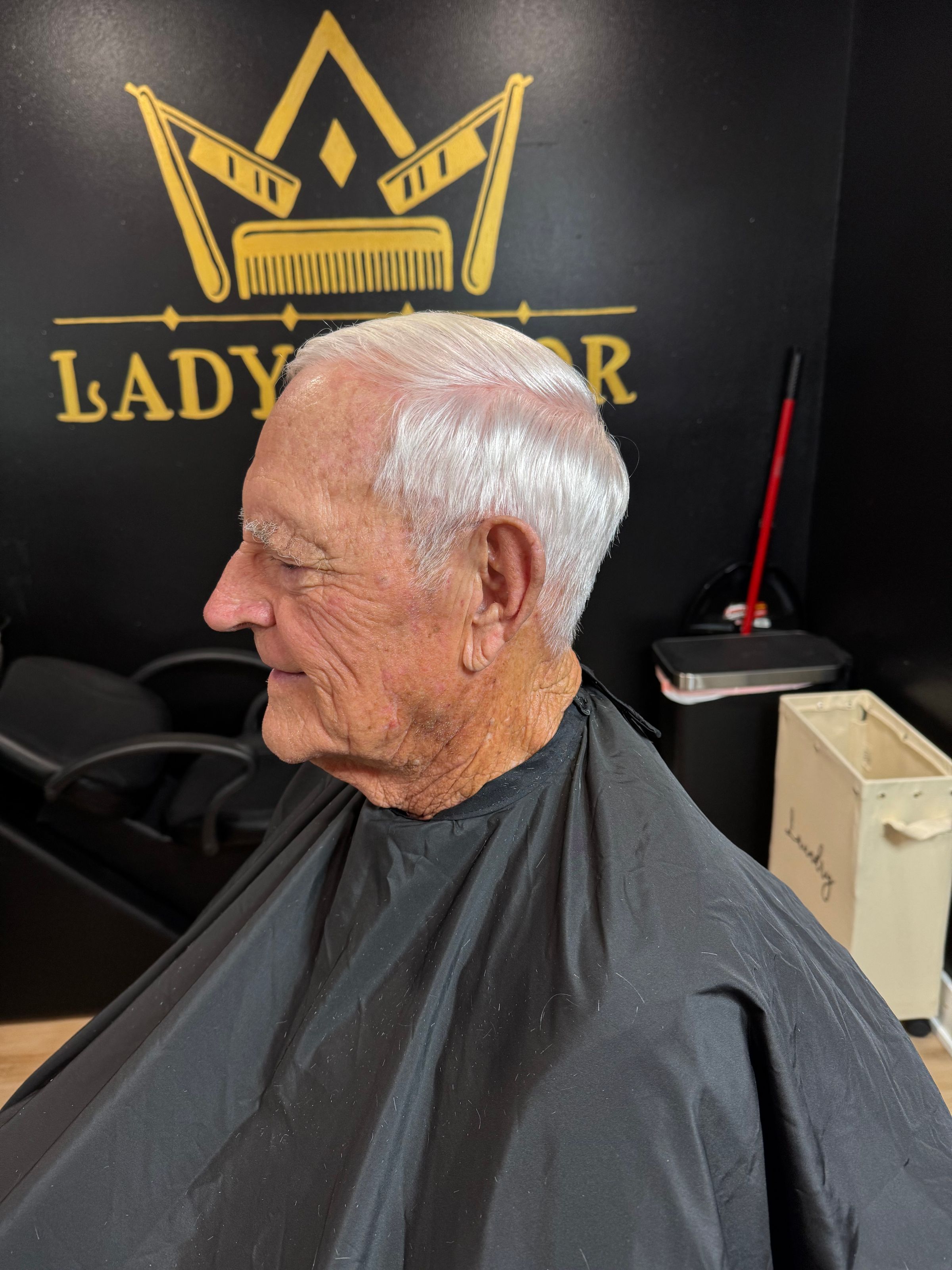 Lady Razor's image