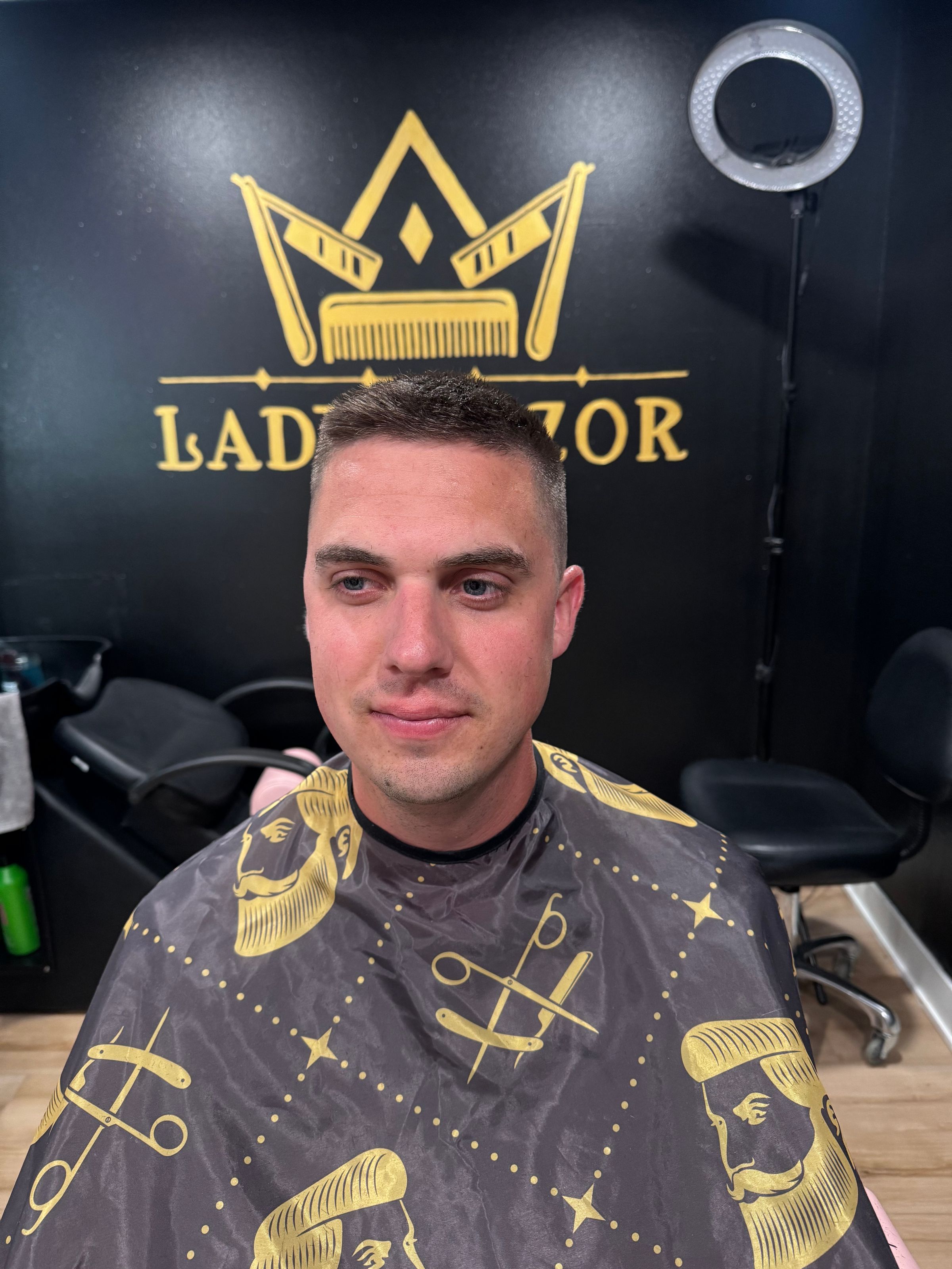 Lady Razor's image
