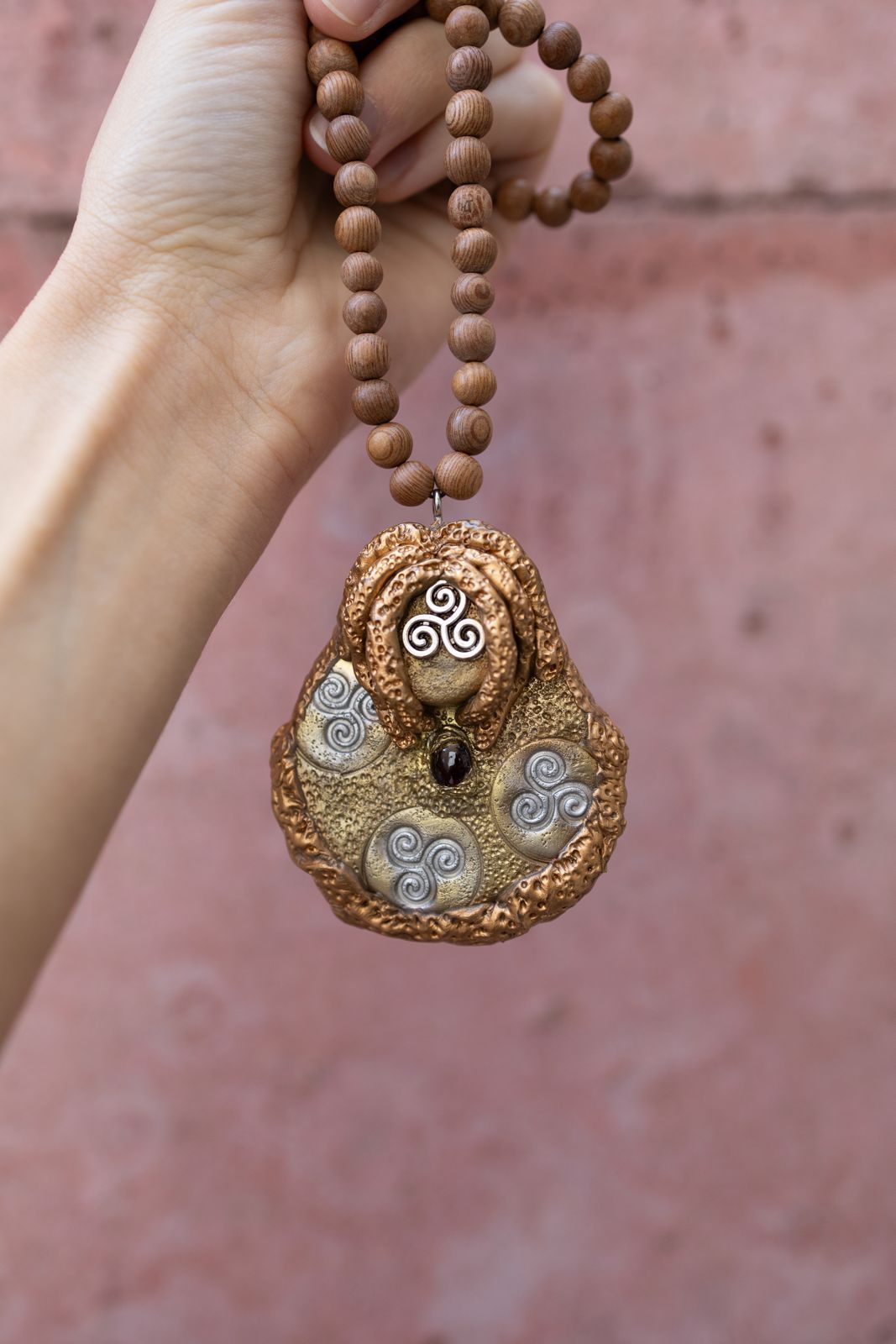 Holistic healing massage's image