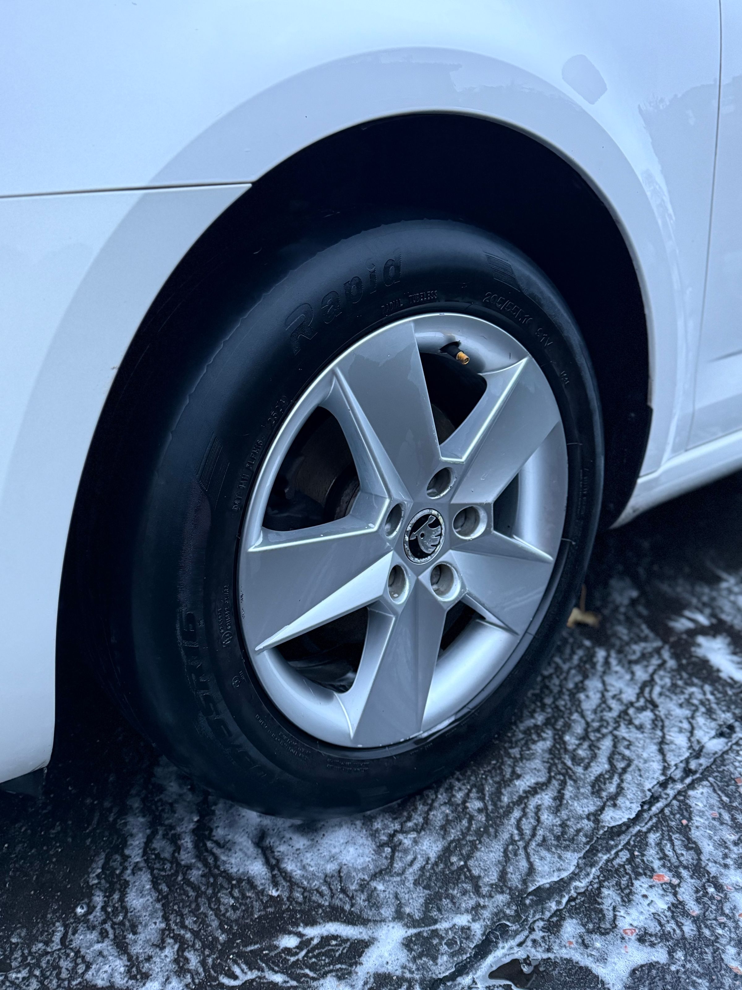 Double Tap Vehicle Cleaning's image