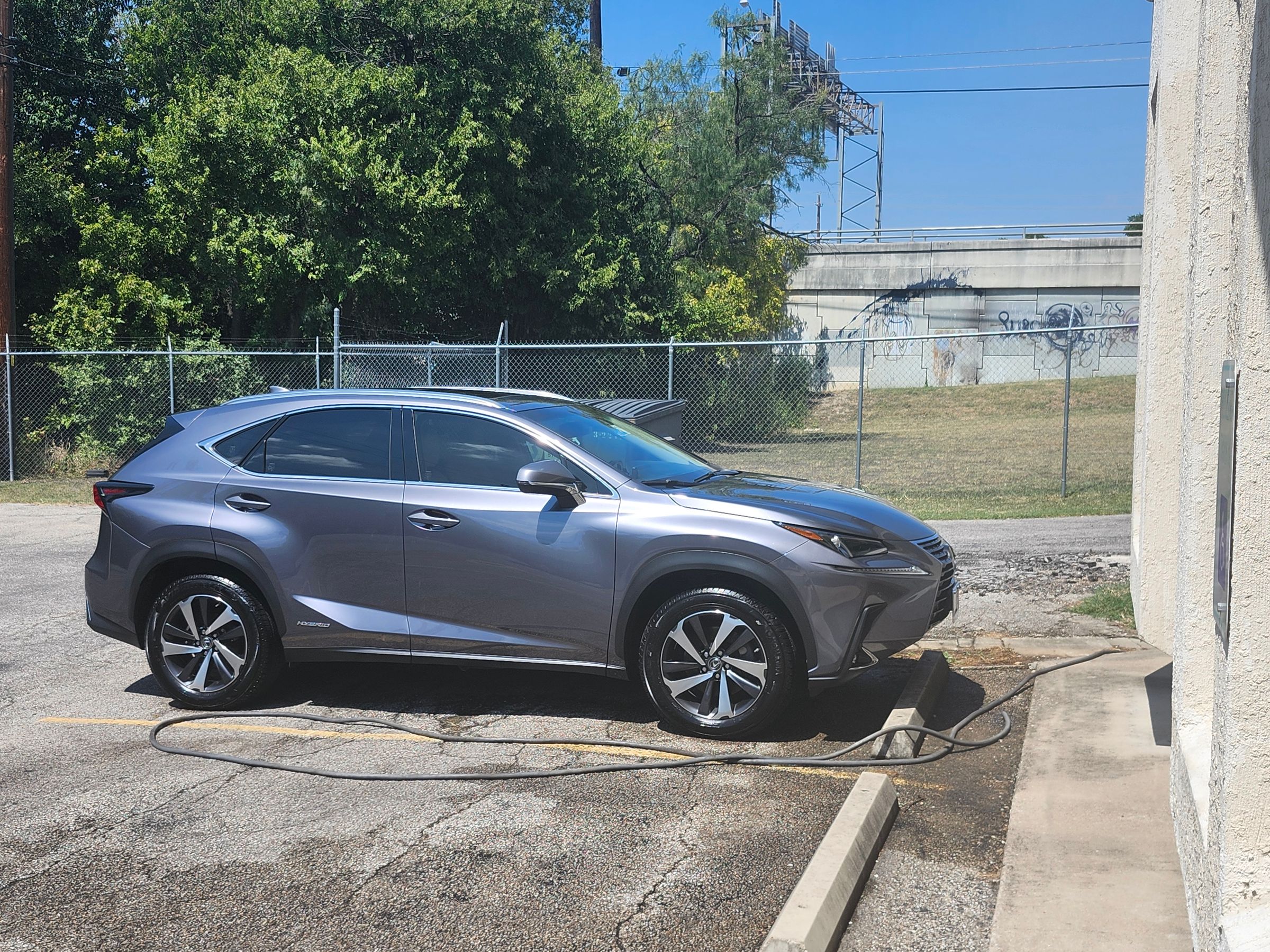 Lexus nx300h 