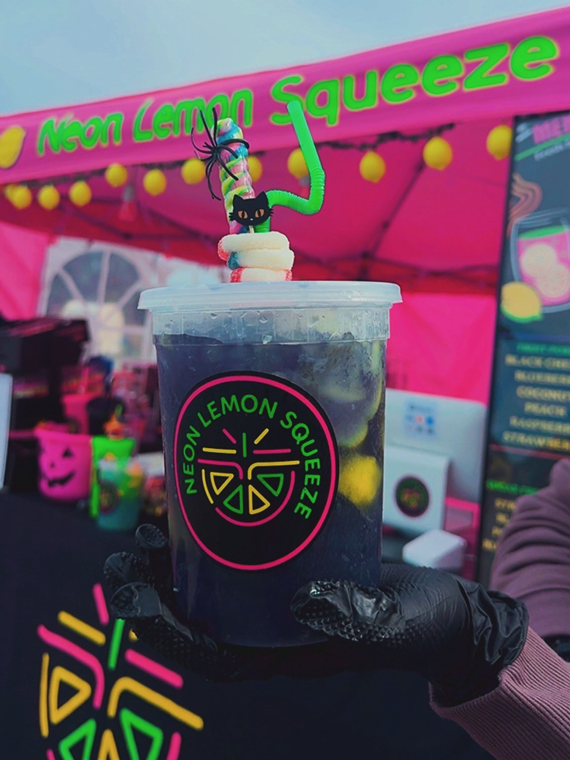 Neon Lemon Squeeze's image