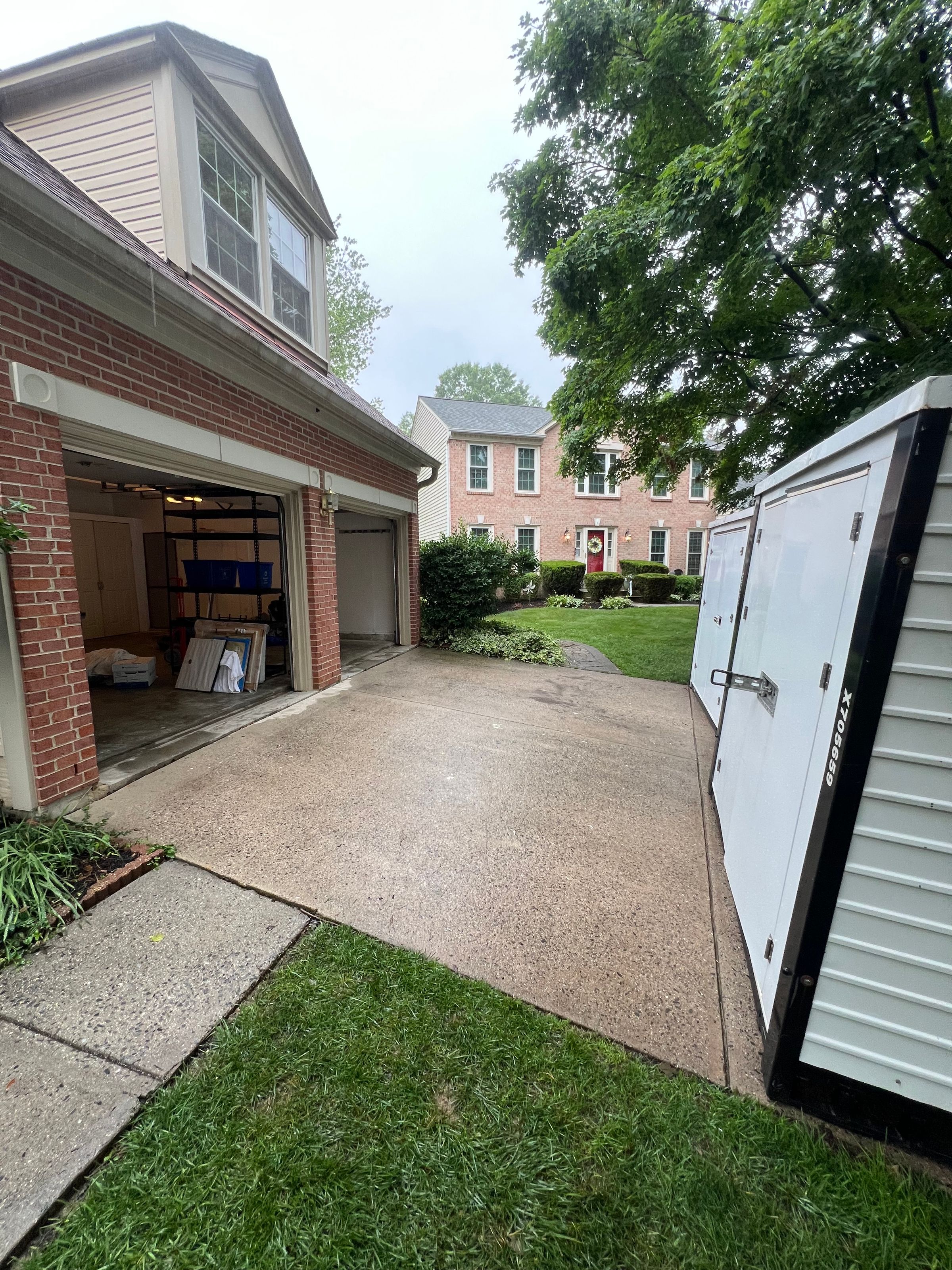 Local affordable same day junk removal service baltimore's image