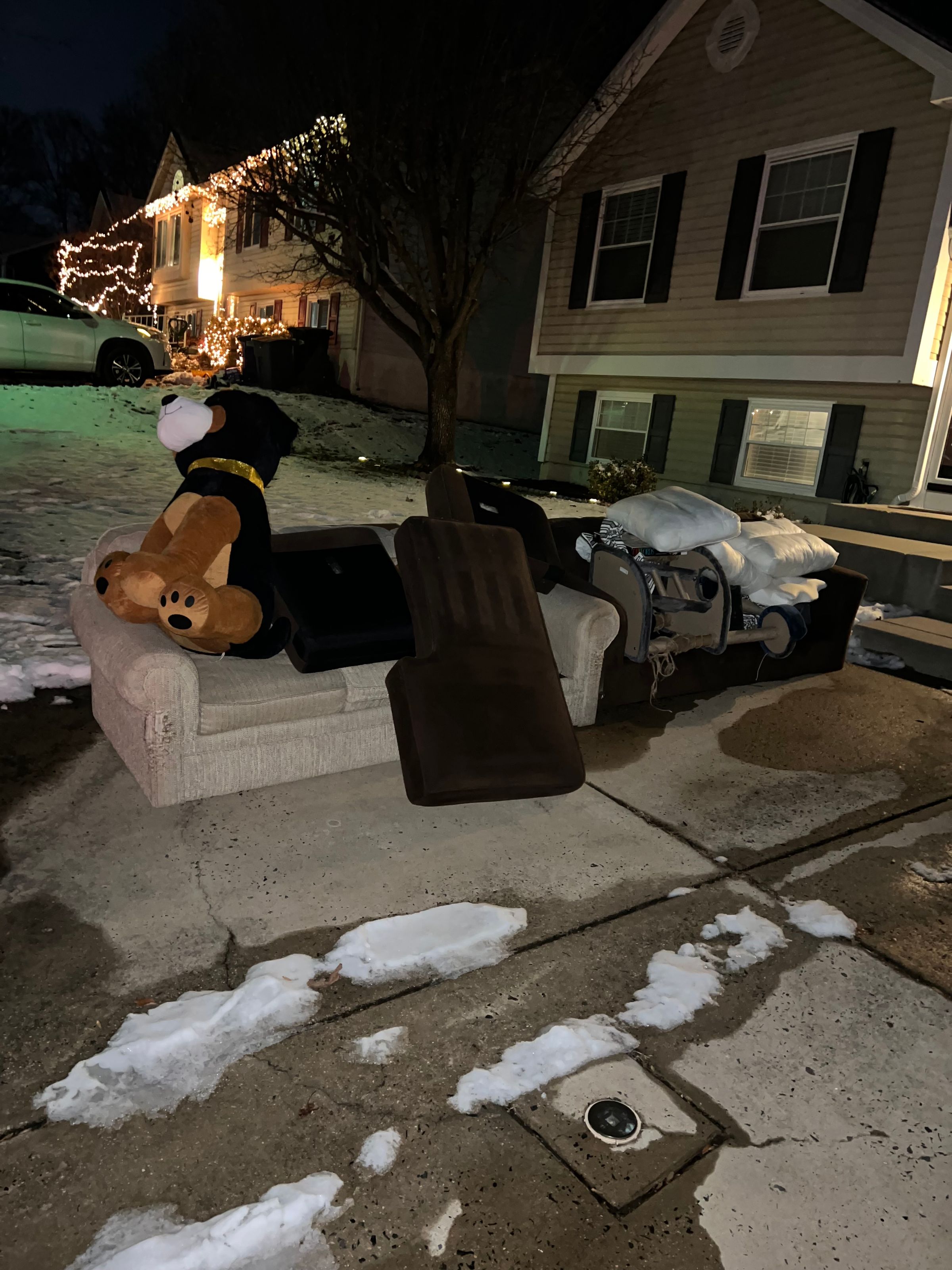 Local affordable same day junk removal service baltimore's image