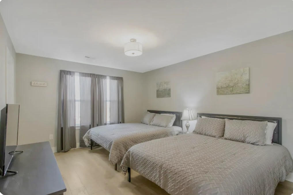 master suite queens
