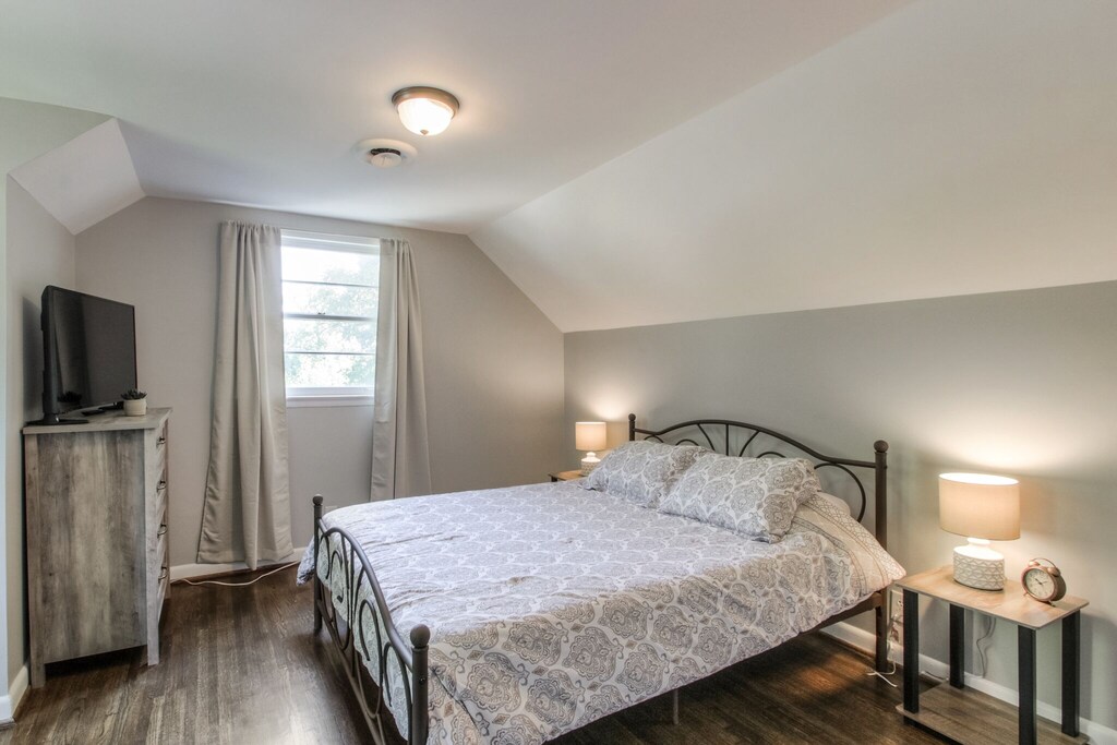 queen quest room on top floor