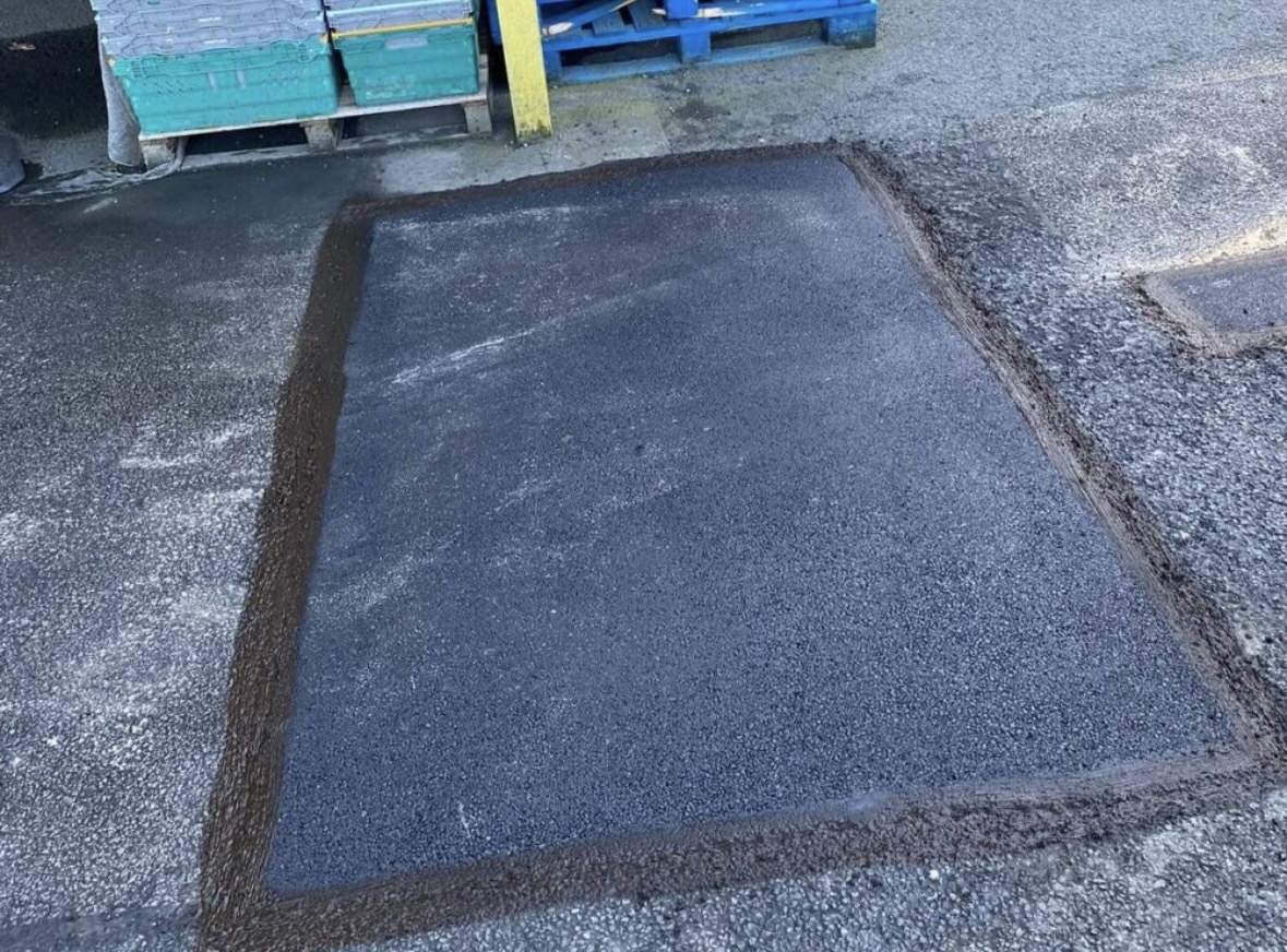 Eastern Roadz bobcat hire and services's image