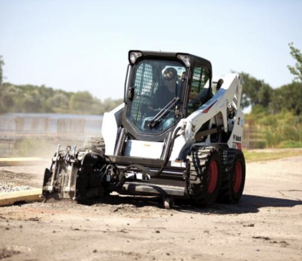 Eastern Roadz bobcat hire and services's image