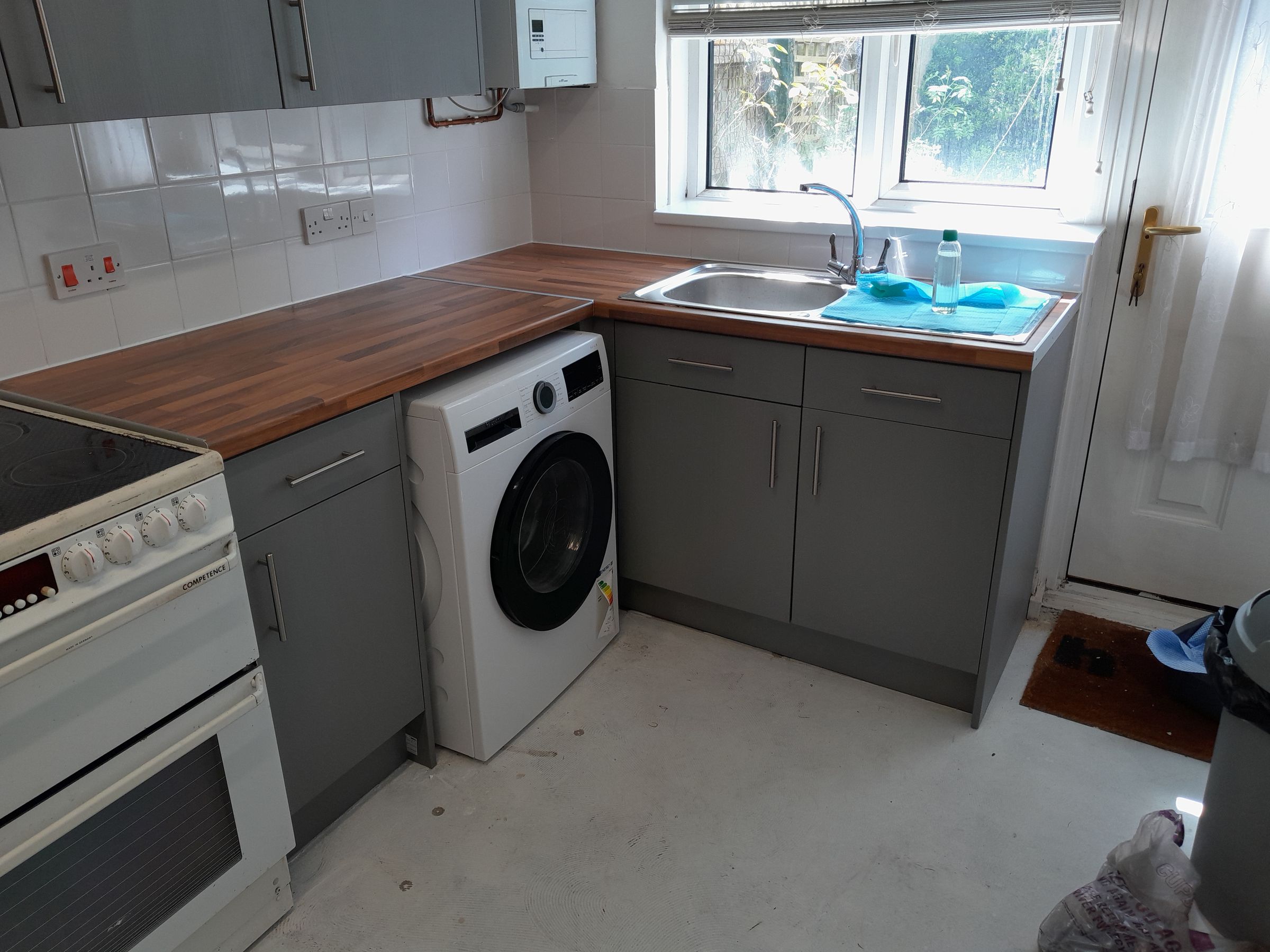 gt building and plumbing's image