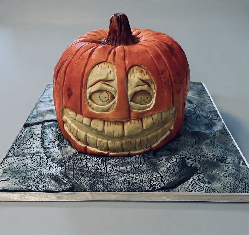 Dayne Joseph | UK Hyper-Realistic Sculpted Cake Artist's image