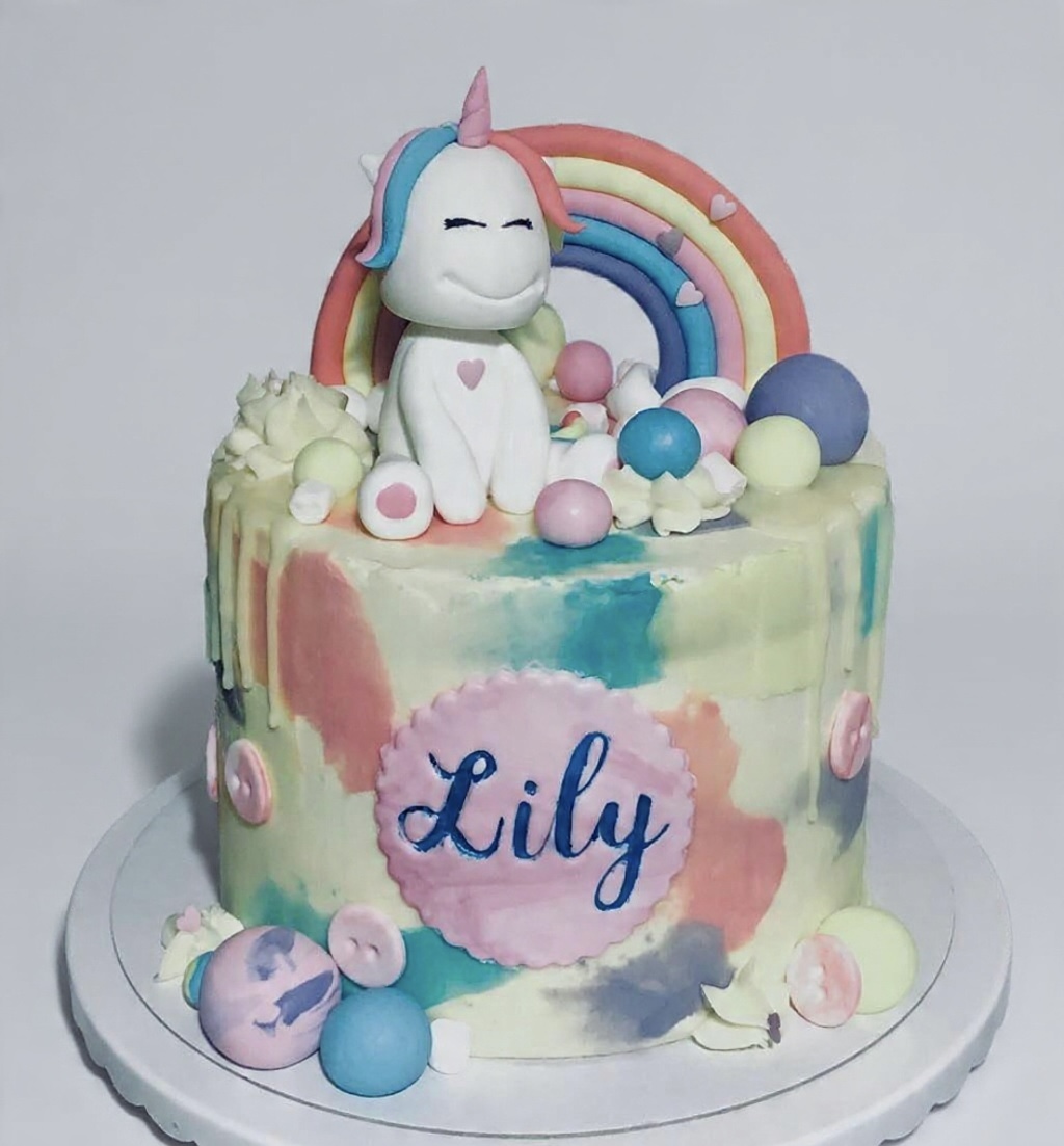 Dayne Joseph | UK Hyper-Realistic Sculpted Cake Artist's image