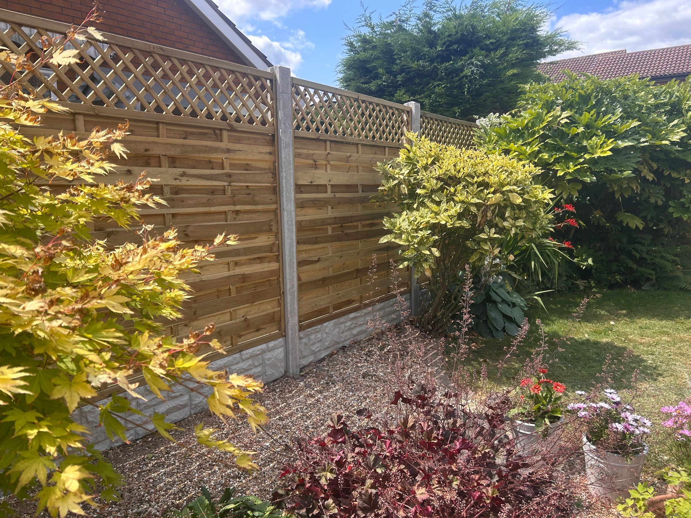 rw HANDYMAN SERVICES 's image