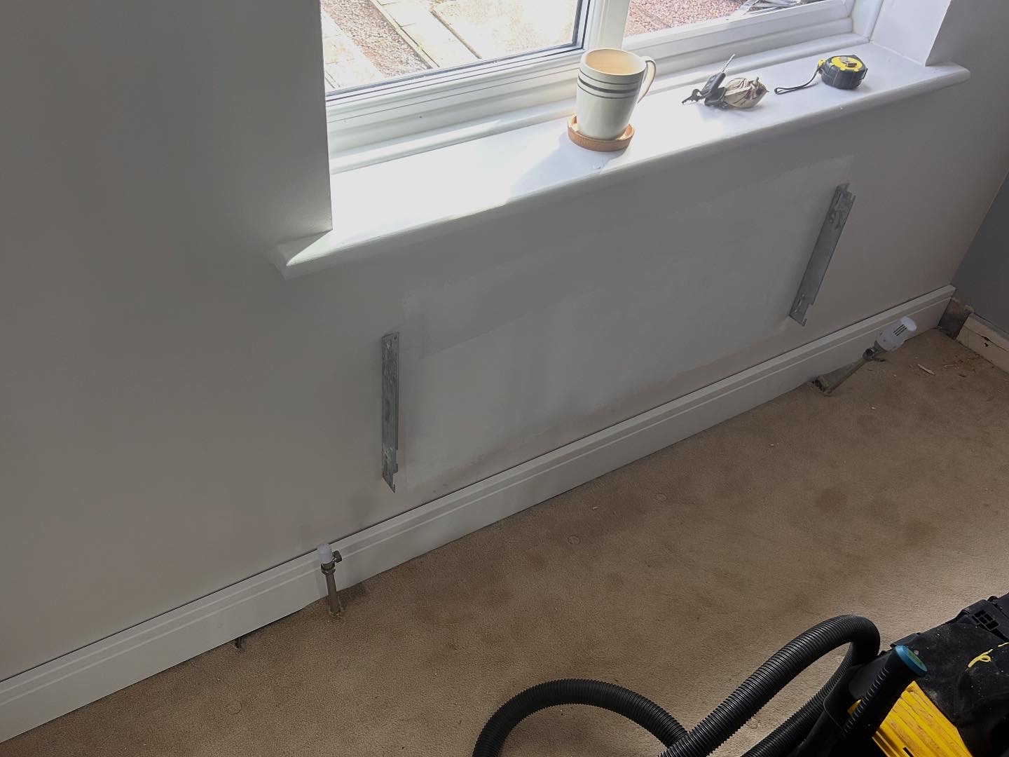 rw HANDYMAN SERVICES 's image