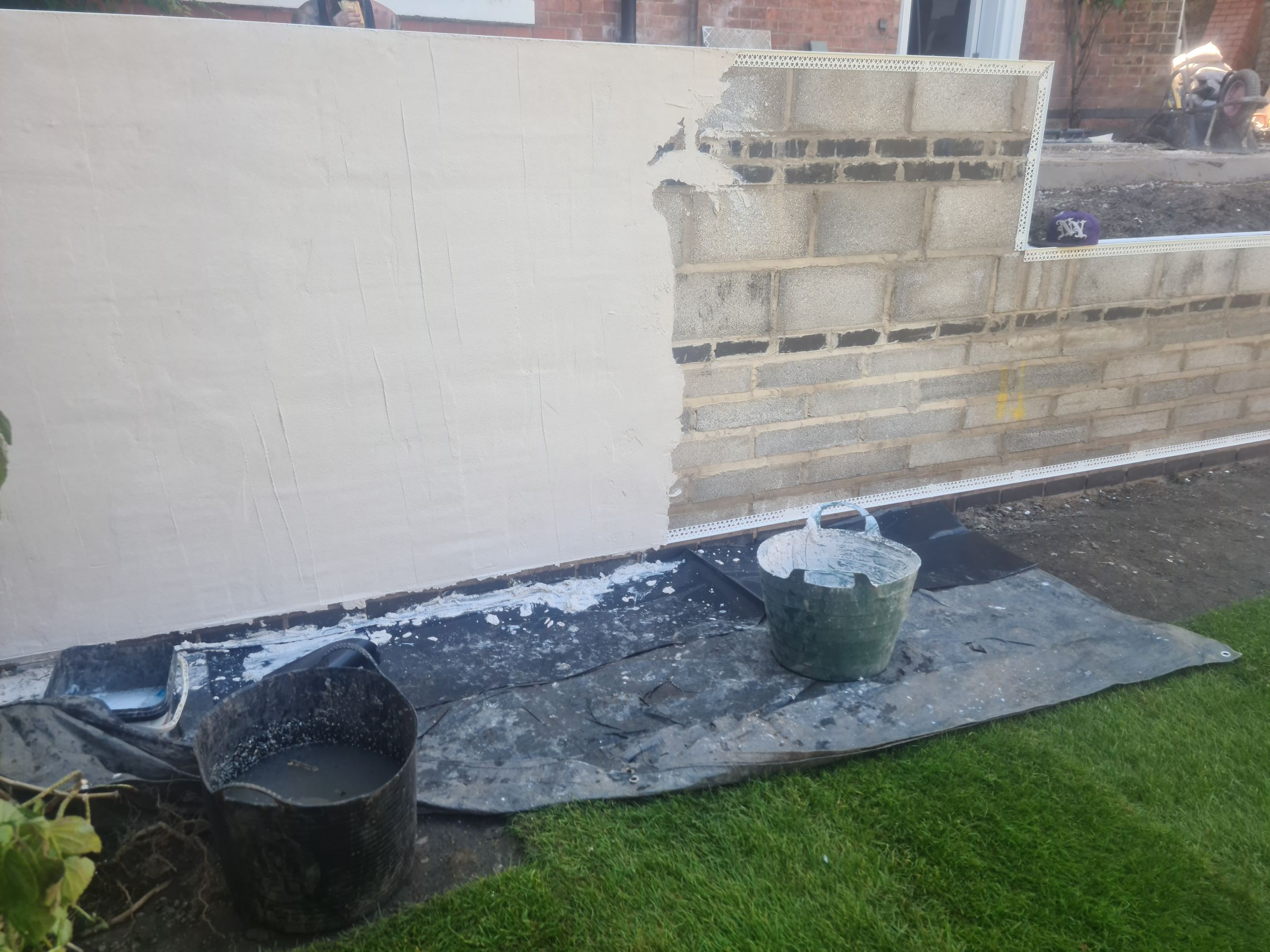 rw HANDYMAN SERVICES 's image