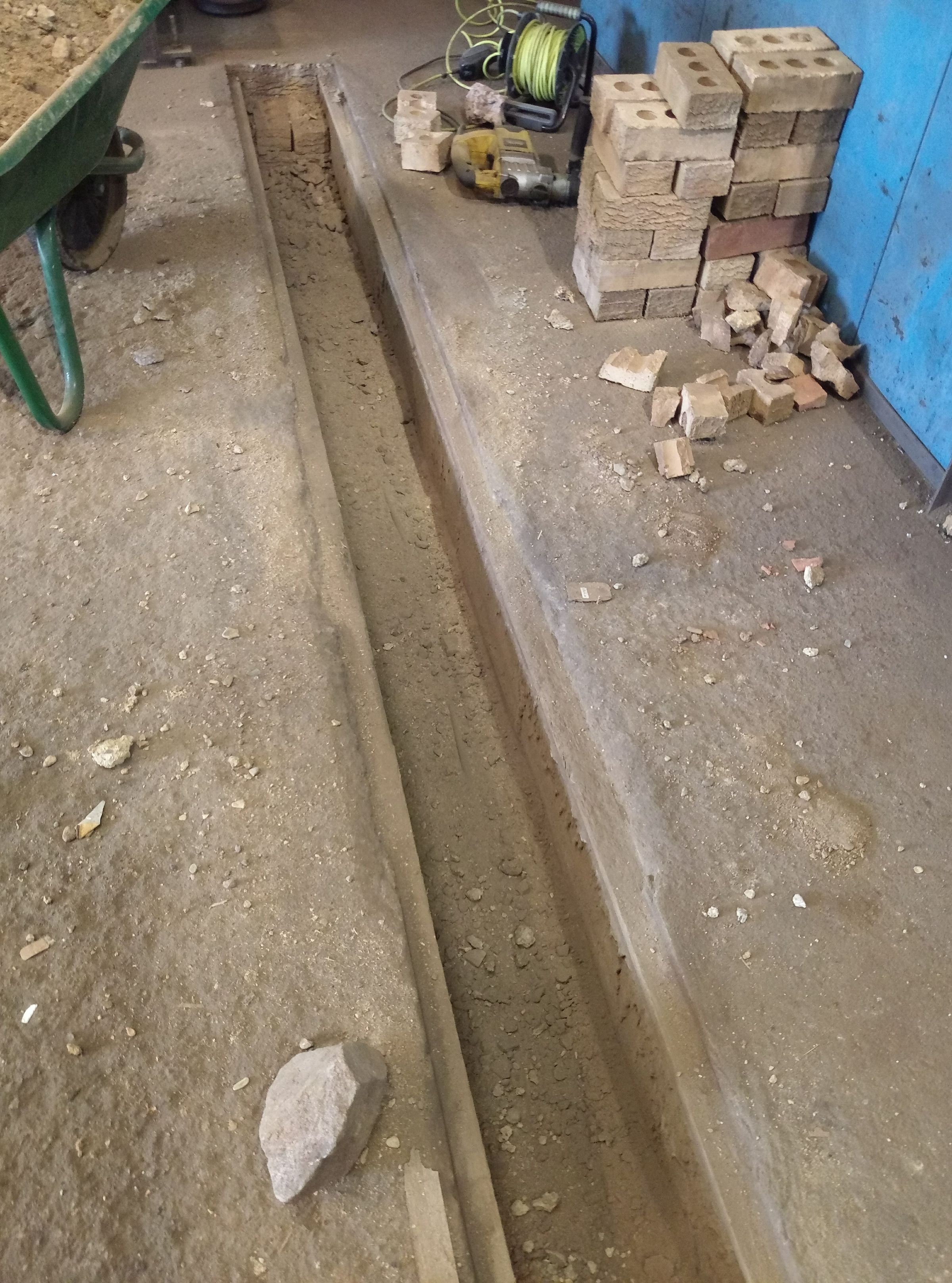 rw HANDYMAN SERVICES 's image