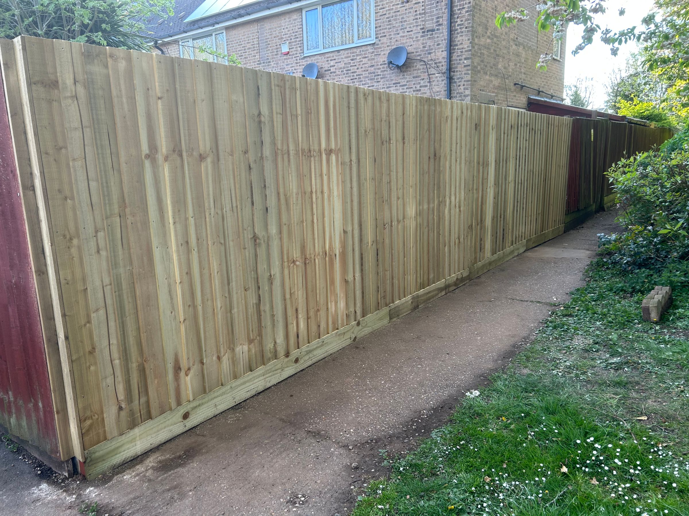 rw HANDYMAN SERVICES 's image