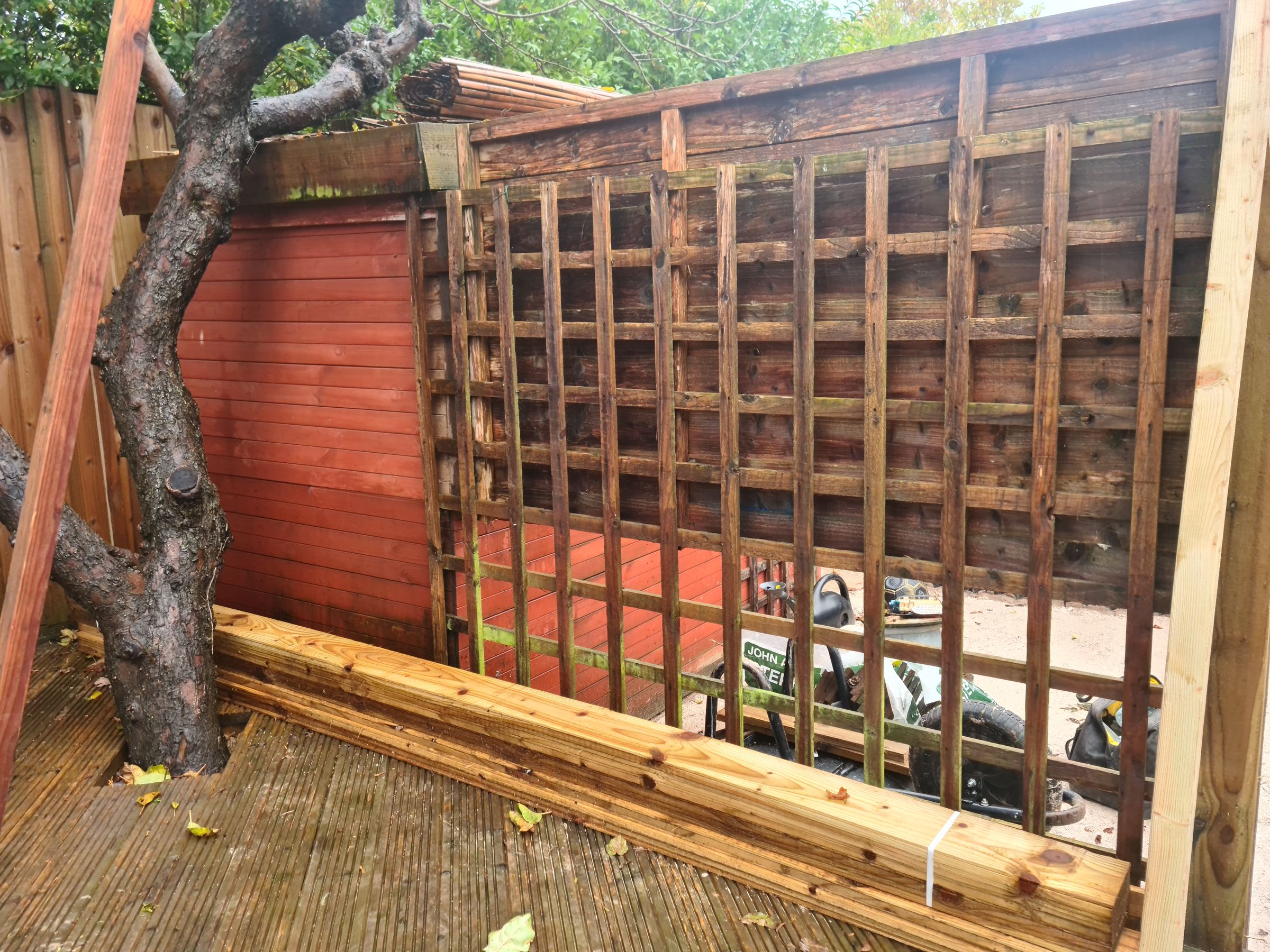 rw HANDYMAN SERVICES 's image