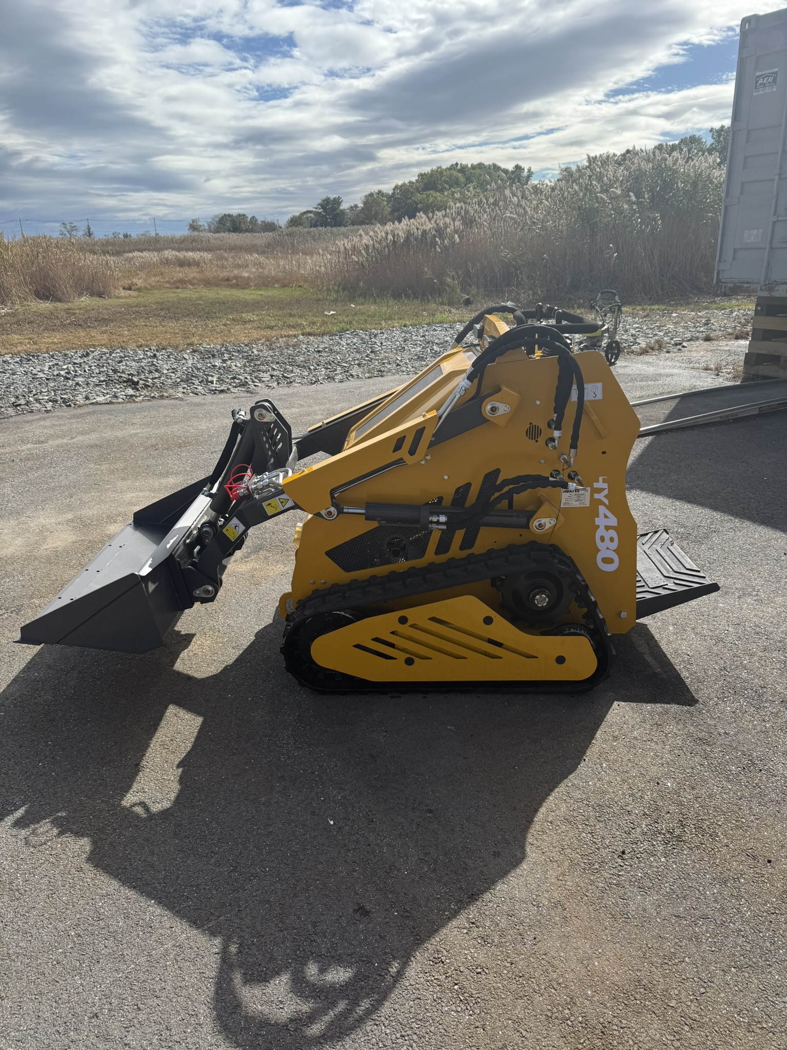 LHY480 Mini Skid