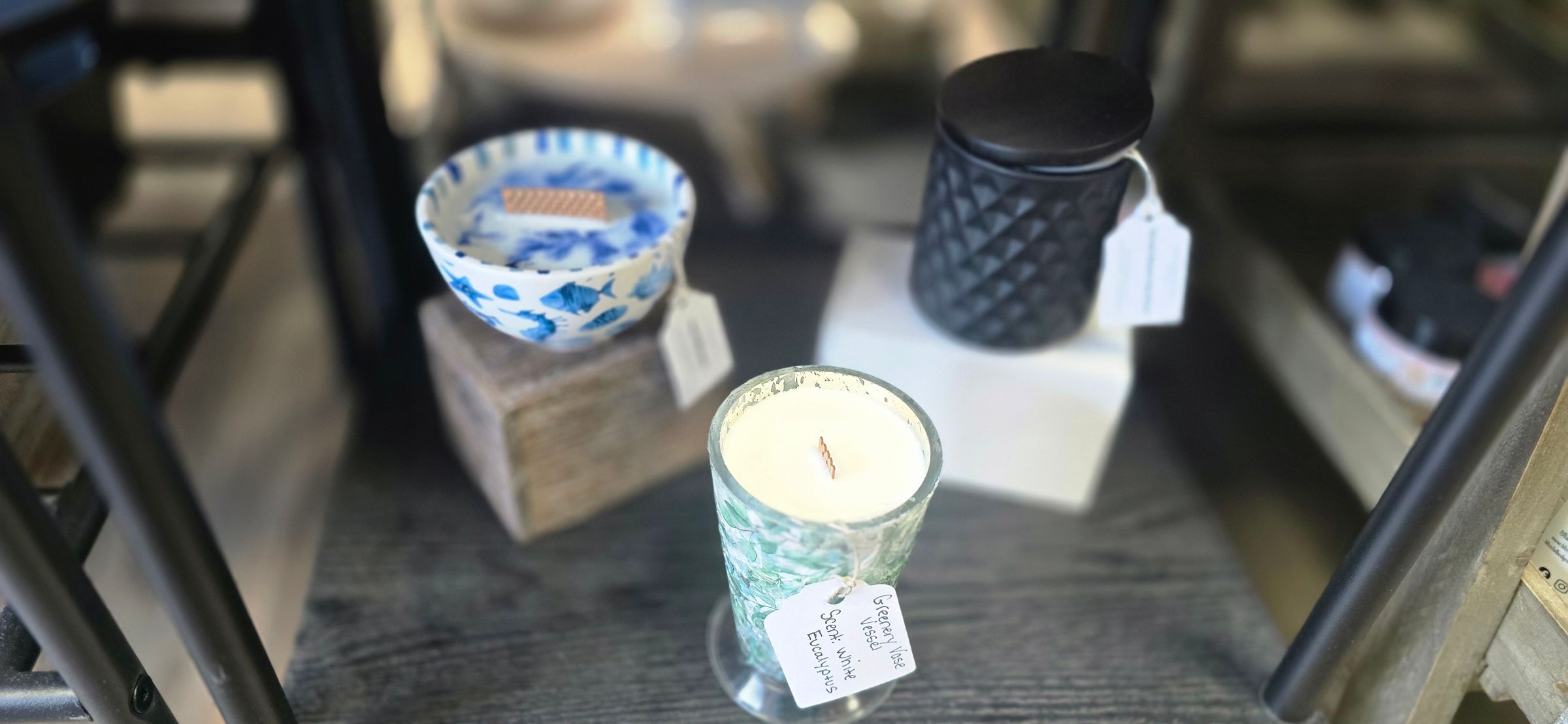 JEWELS MAKES SCENTS's image