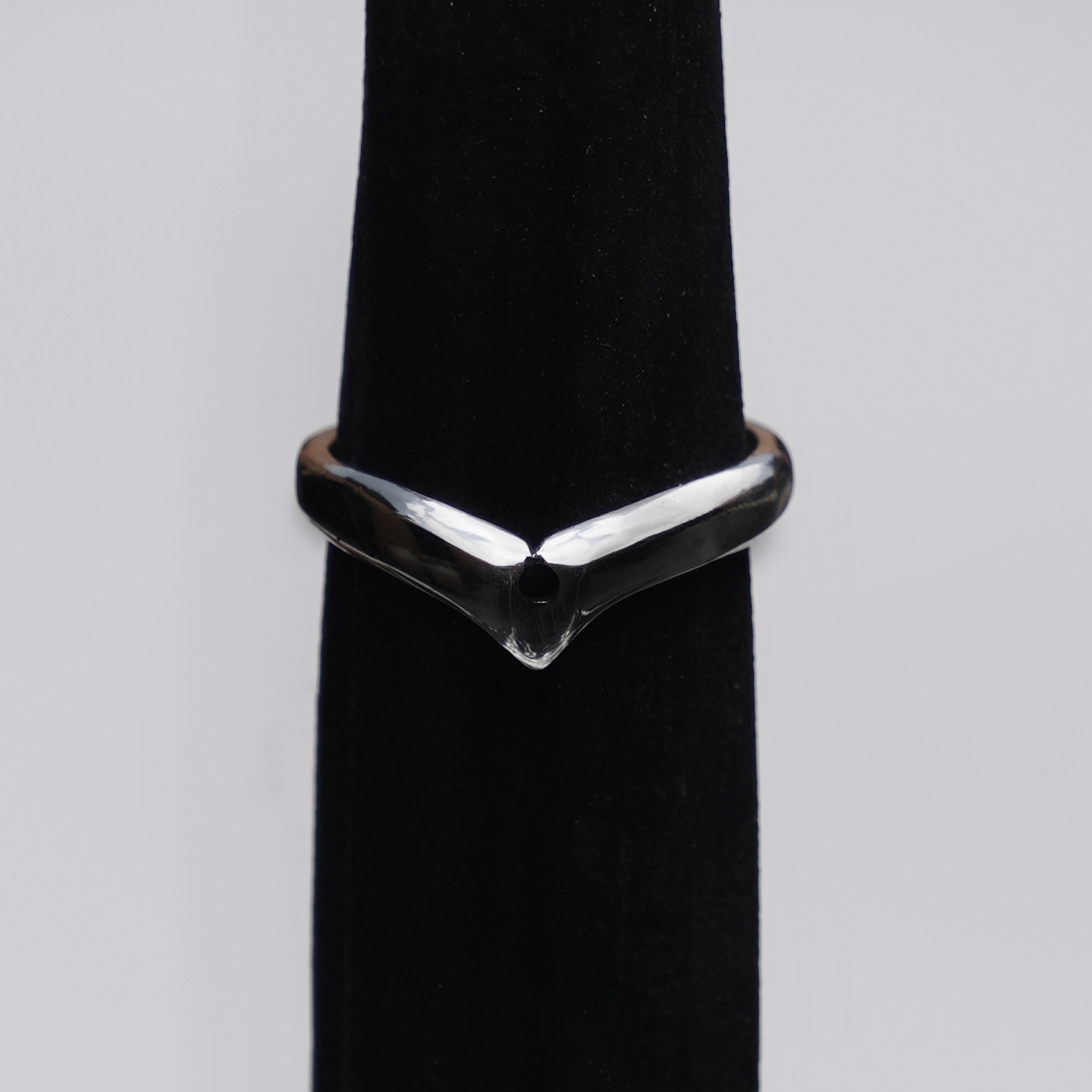 Liso V perforada. $580