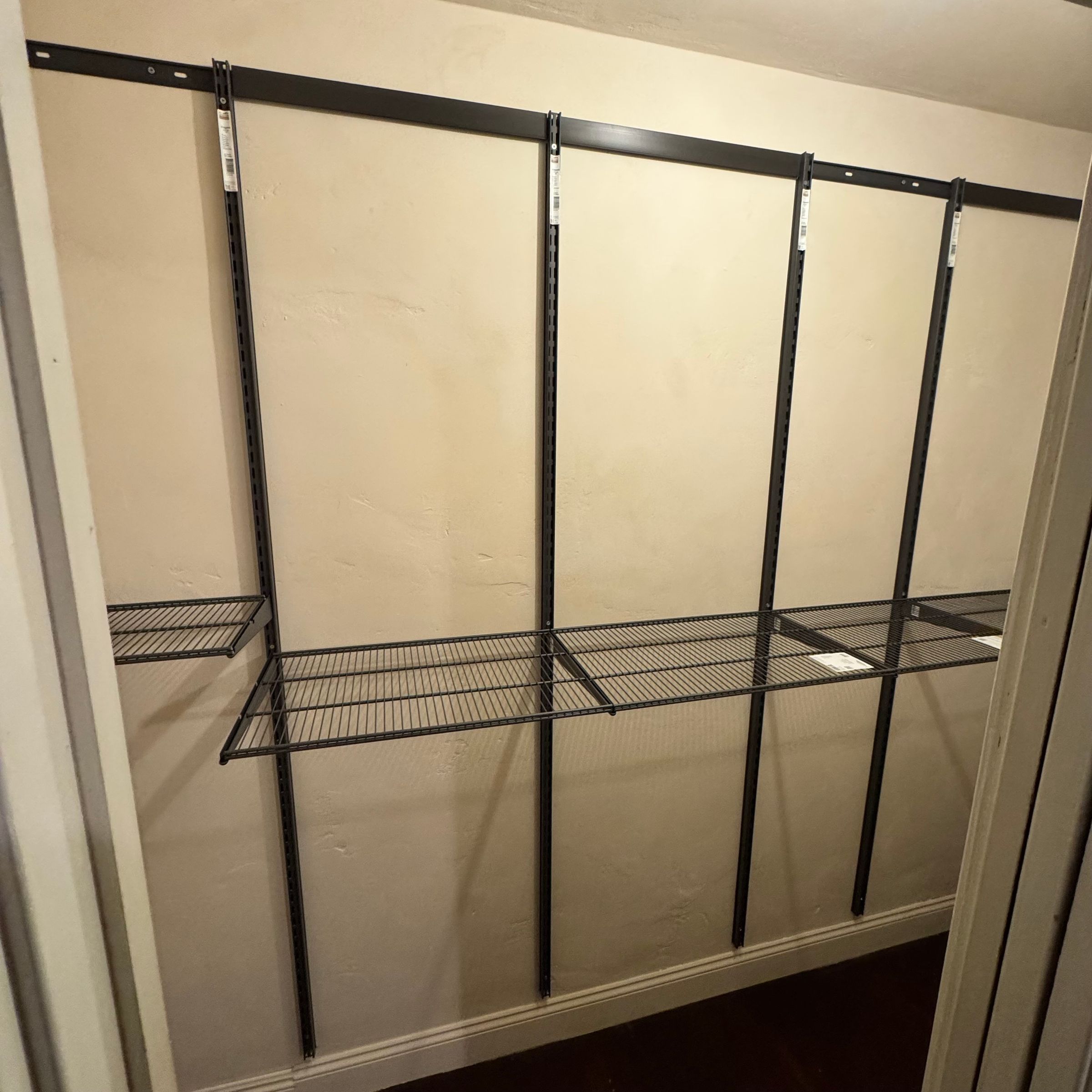 Closet Hanging System Assembly