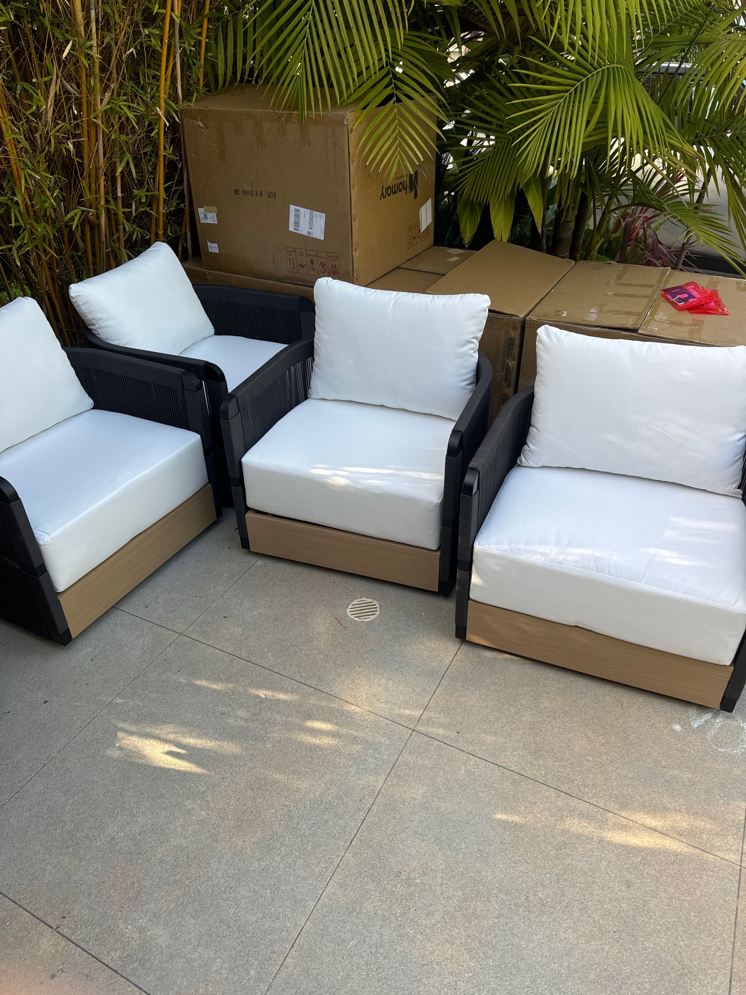 Outdoor Lounge Furniture Assembly