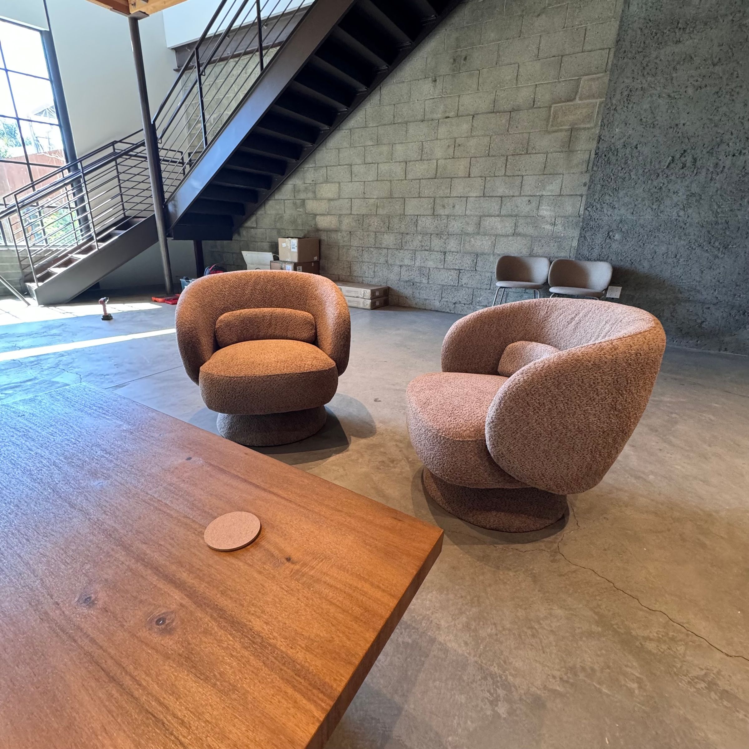 Designer Lounge Chairs Assembly